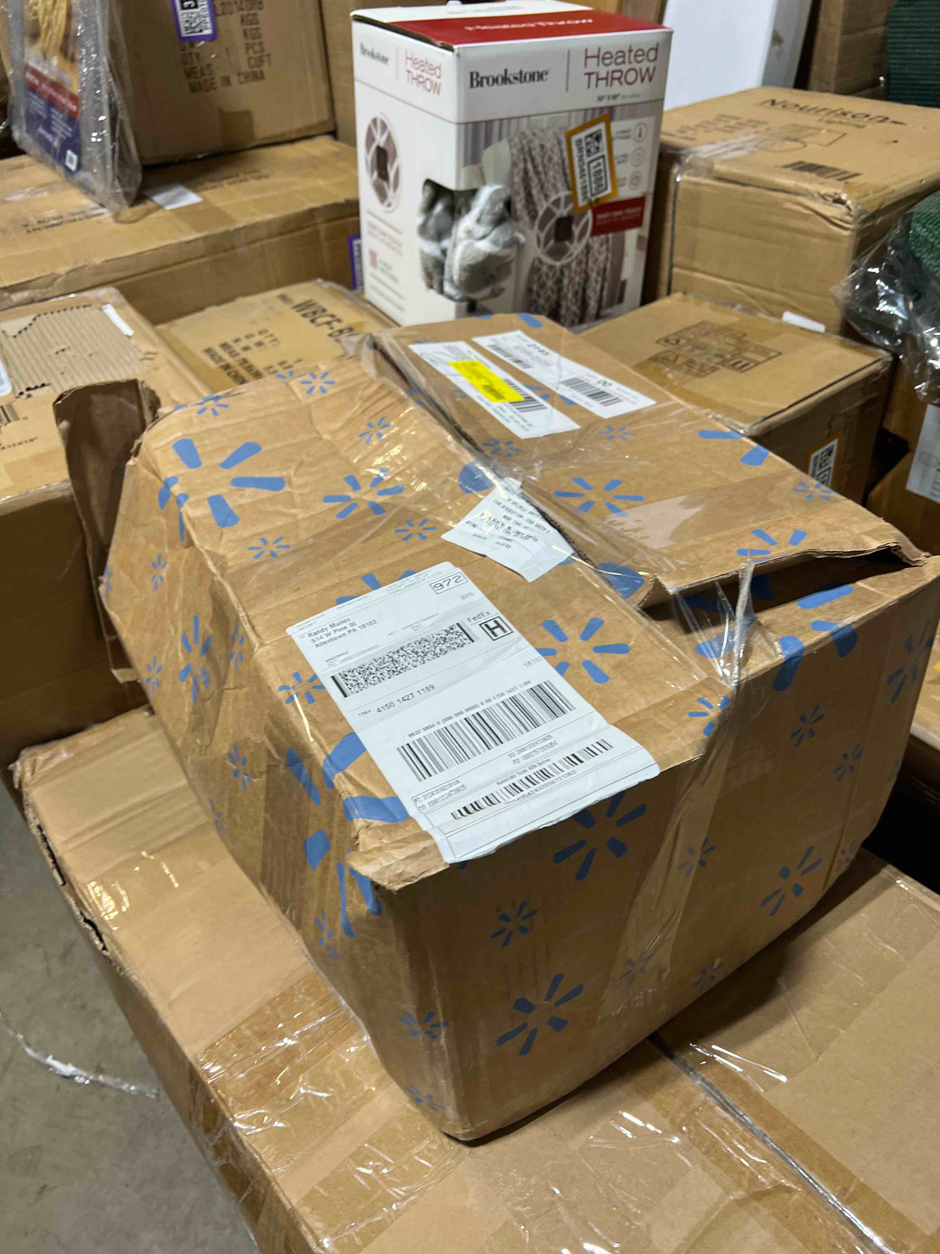 https://s3.amazonaws.com/lotting-images-prod/phillipi/BRN0461893_1736271510269.jpeg