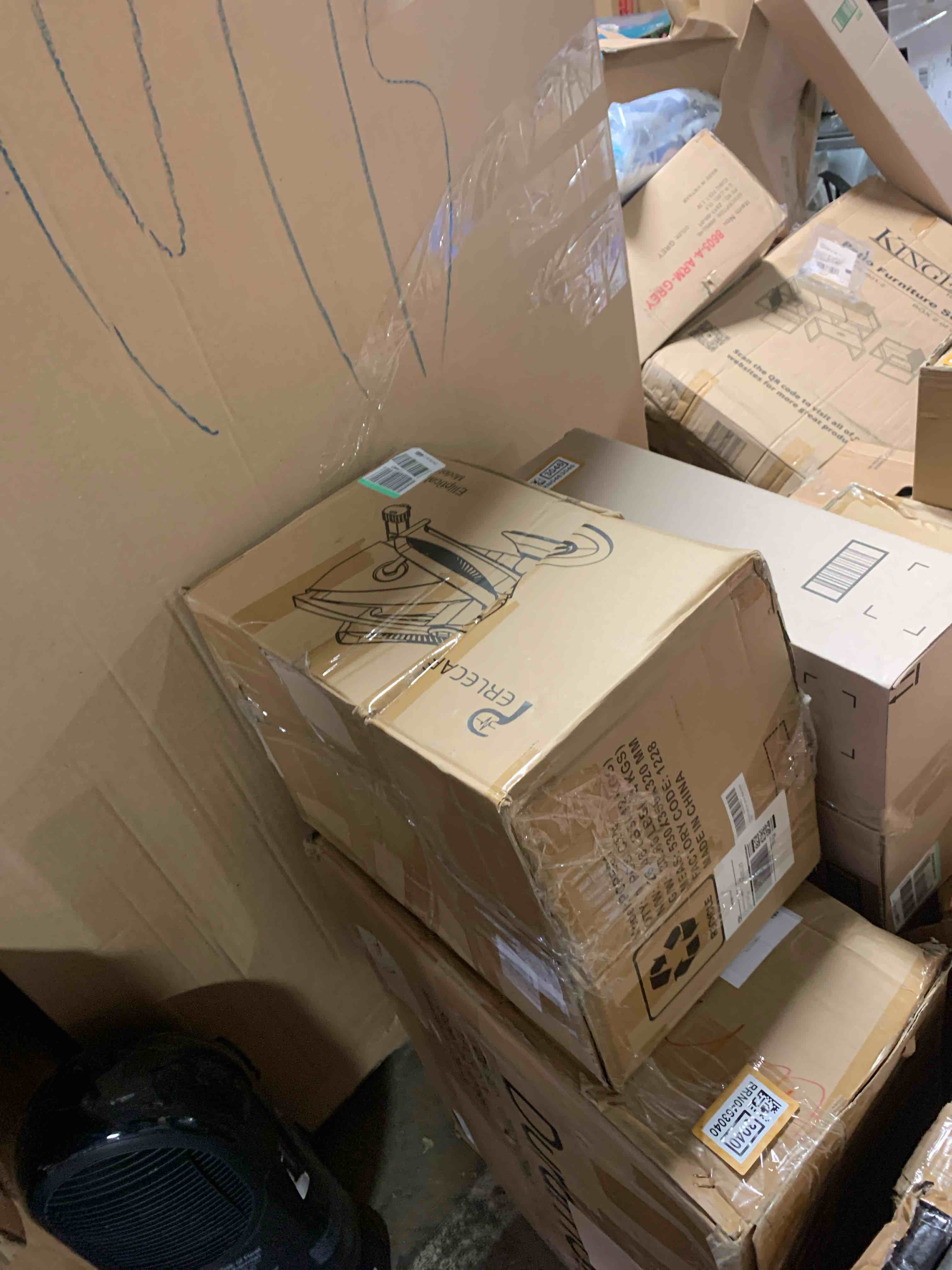 https://s3.amazonaws.com/lotting-images-prod/phillipi/BRN0463047_1739393312553.jpeg