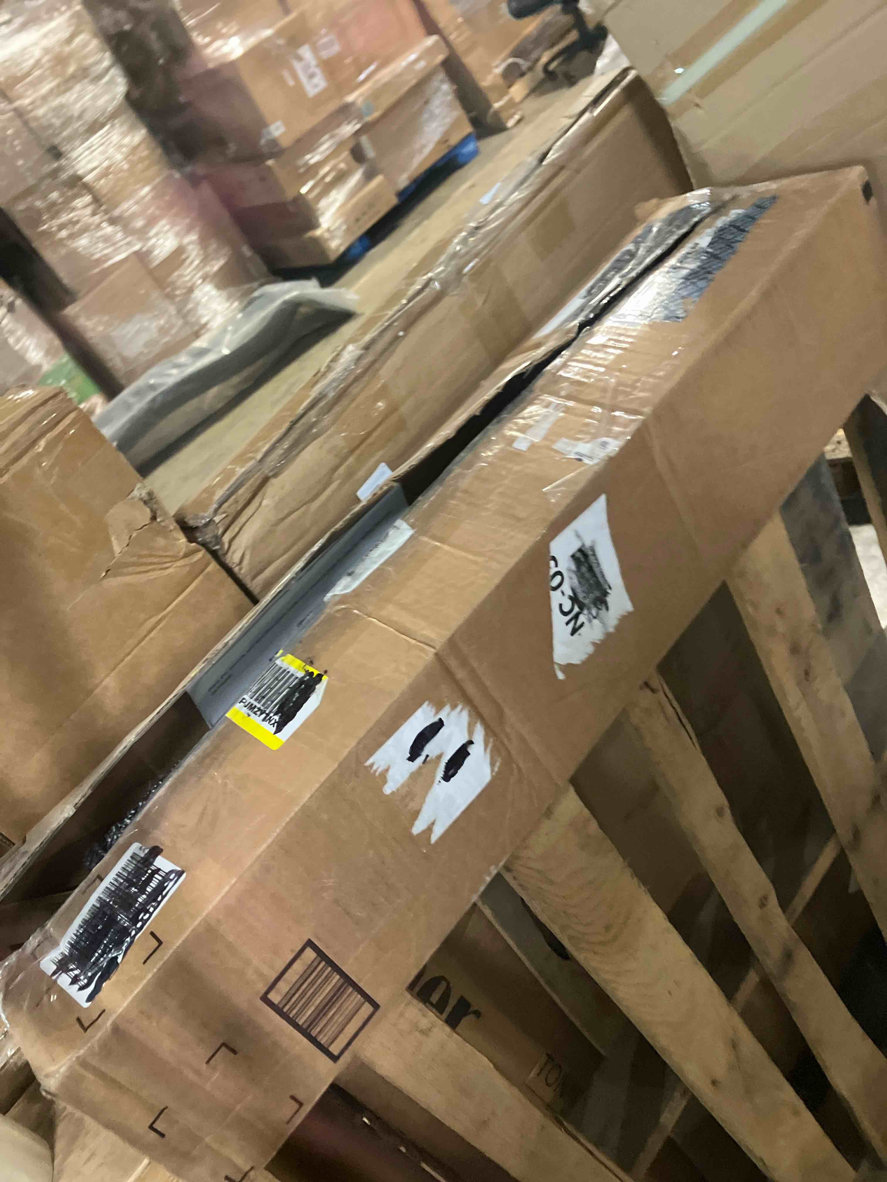 https://s3.amazonaws.com/lotting-images-prod/phillipi/BRN0465221_1738082455060.jpeg