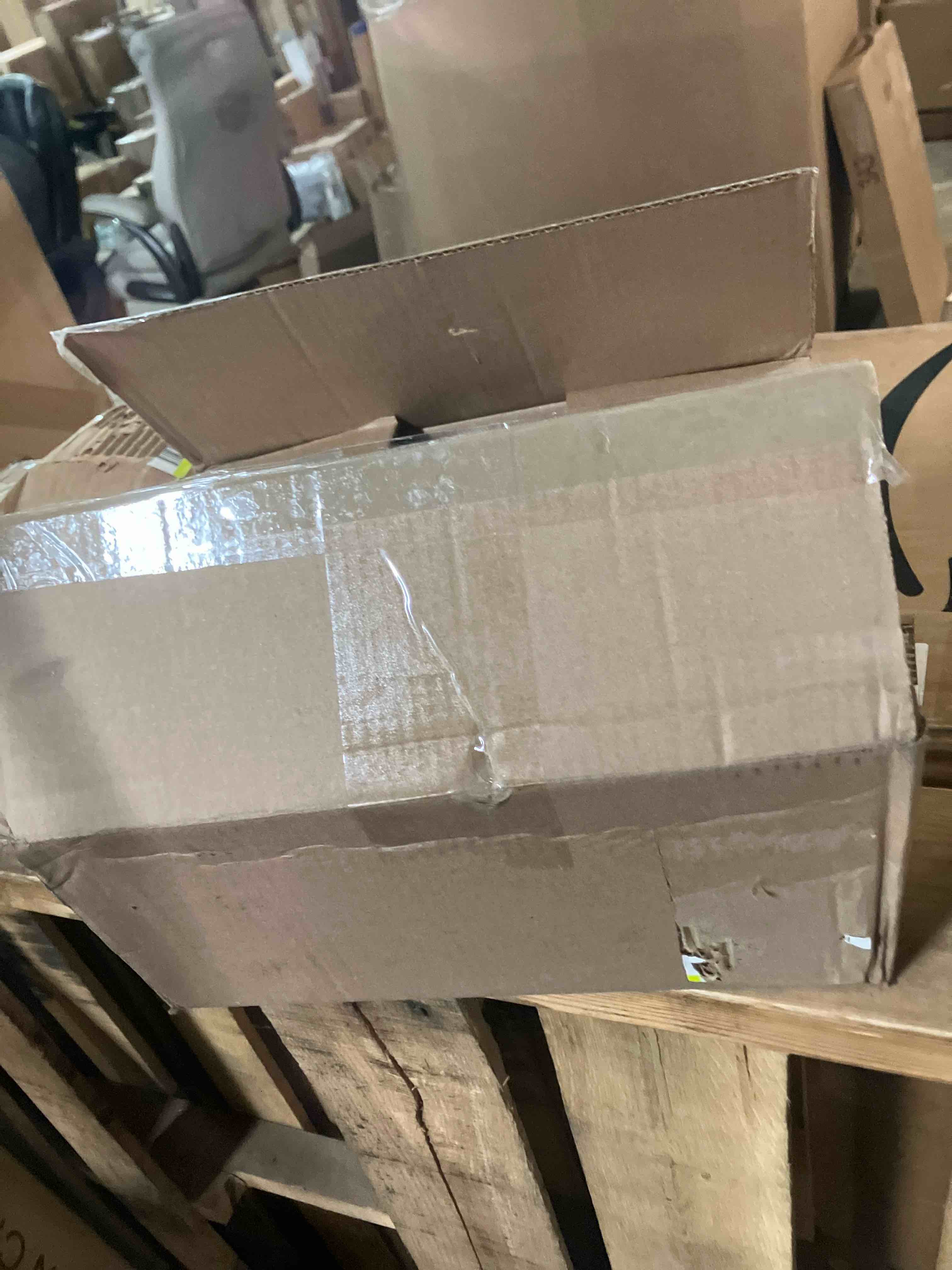 https://s3.amazonaws.com/lotting-images-prod/phillipi/BRN0465239_1738090894228.jpeg
