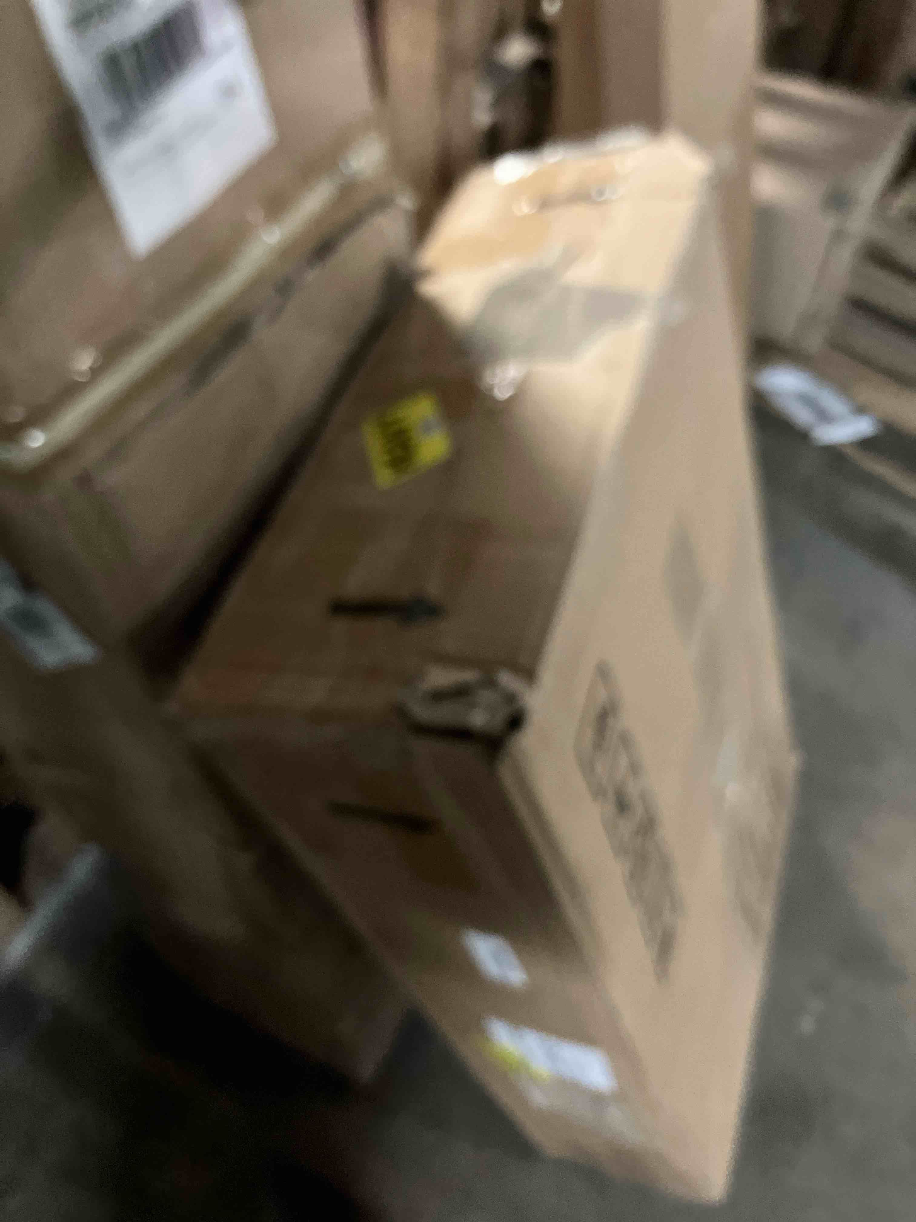 https://s3.amazonaws.com/lotting-images-prod/phillipi/BRN0465287_1738099675937.jpeg
