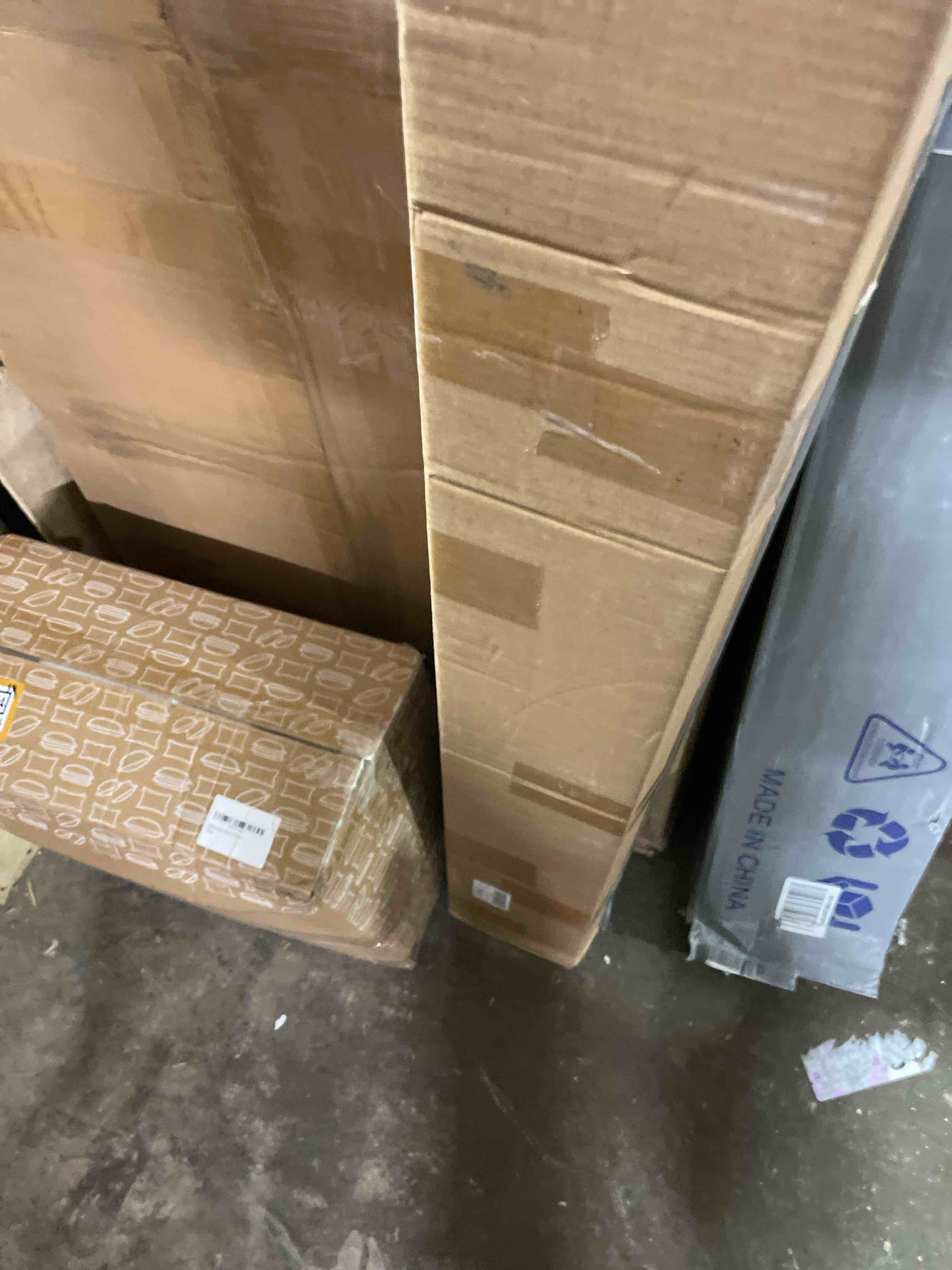 https://s3.amazonaws.com/lotting-images-prod/phillipi/BRN0465956_1737555957591.jpeg