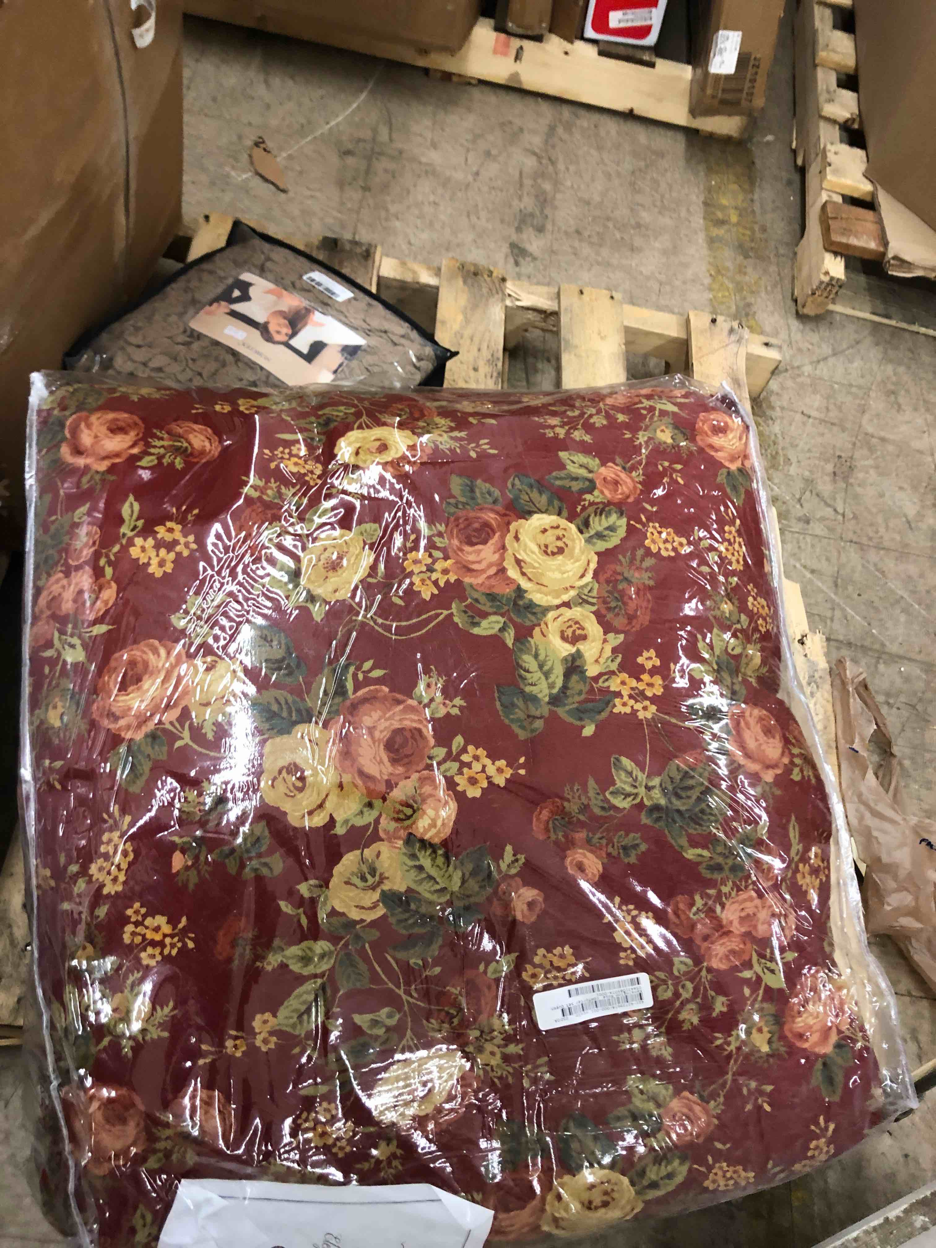 https://s3.amazonaws.com/lotting-images-prod/phillipi/BRN0466438_1738702531100.jpeg