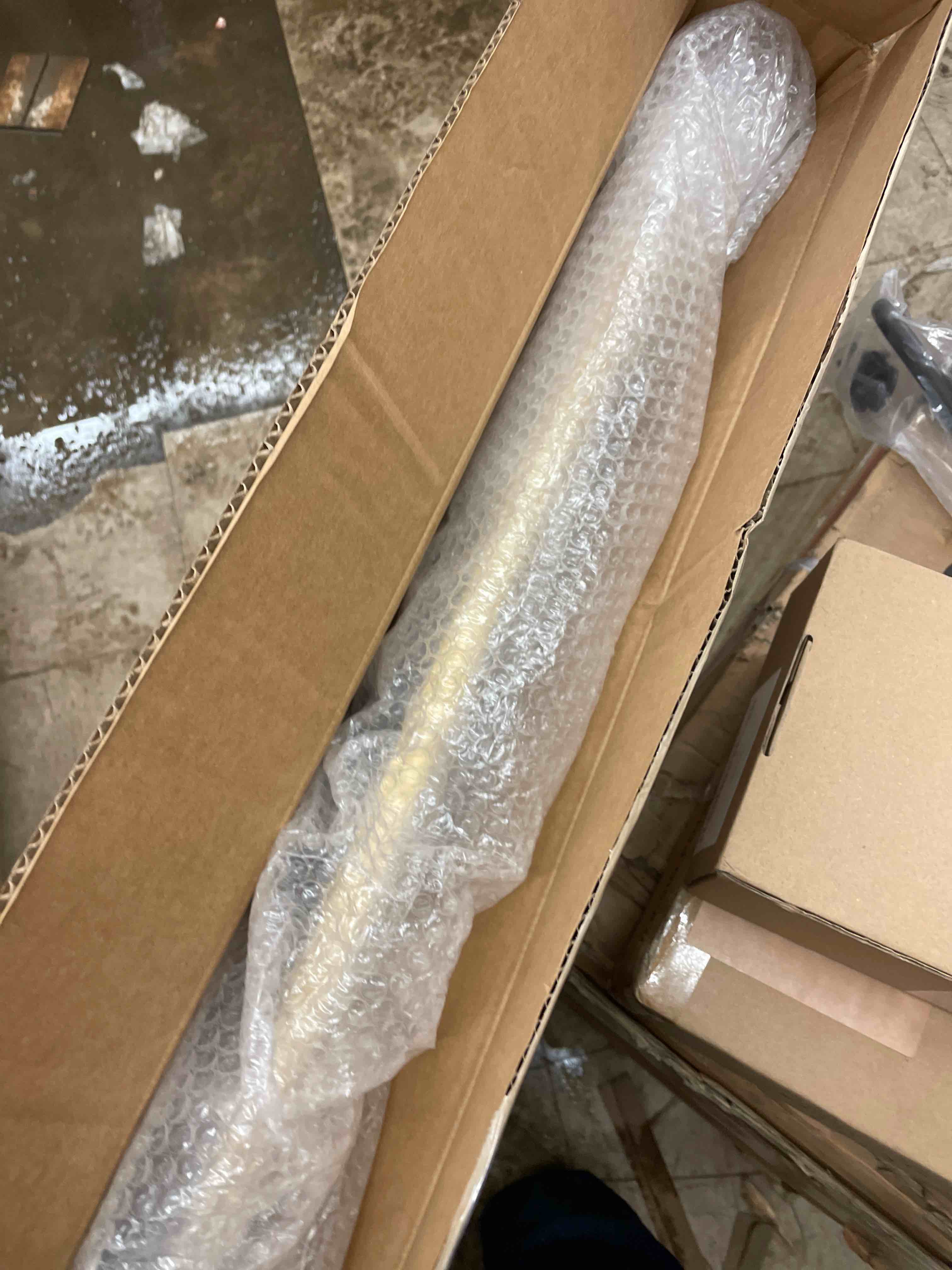 https://s3.amazonaws.com/lotting-images-prod/phillipi/BRN0468179_1739895632727.jpeg