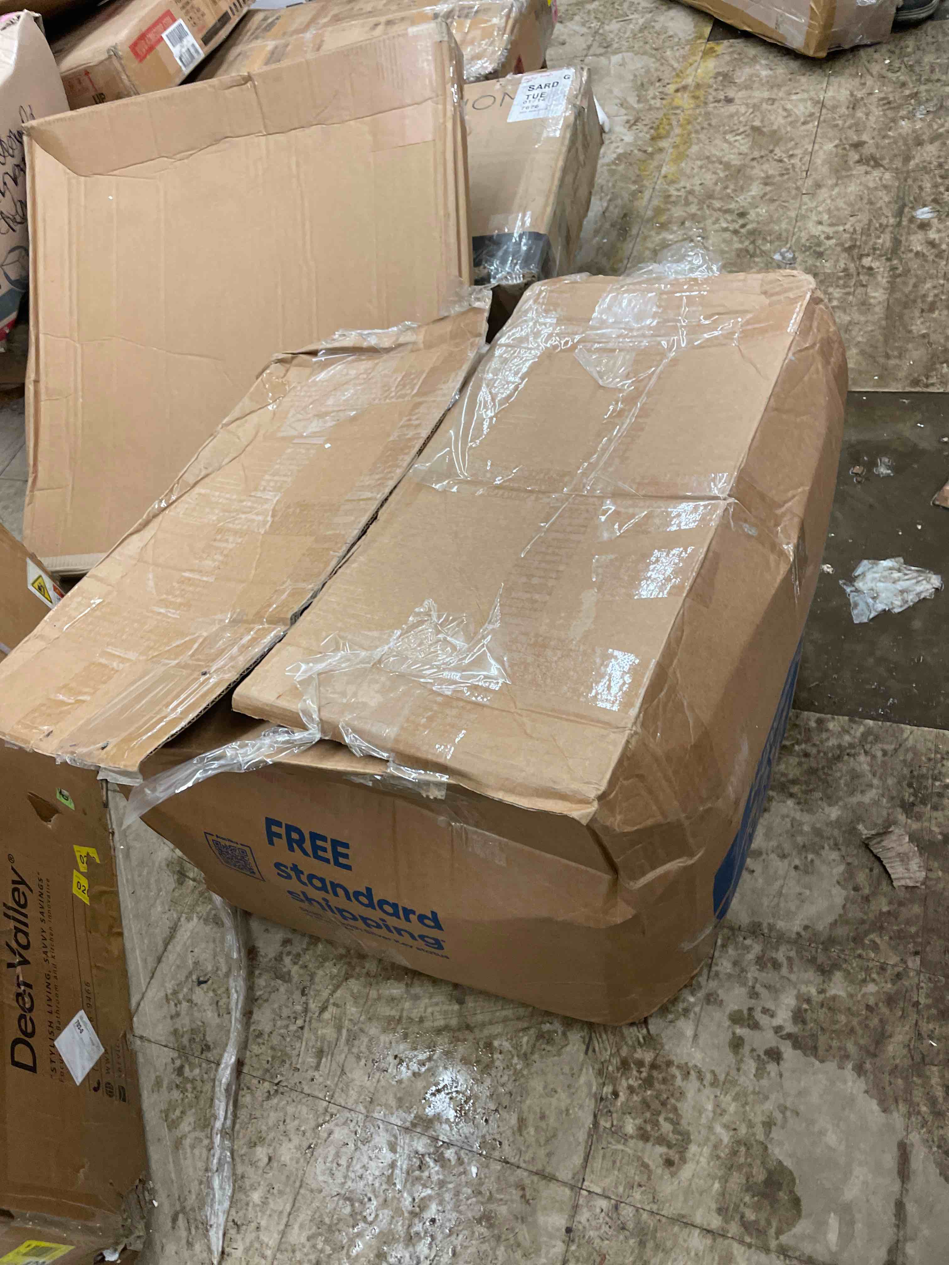 https://s3.amazonaws.com/lotting-images-prod/phillipi/BRN0468181_1739895225347.jpeg