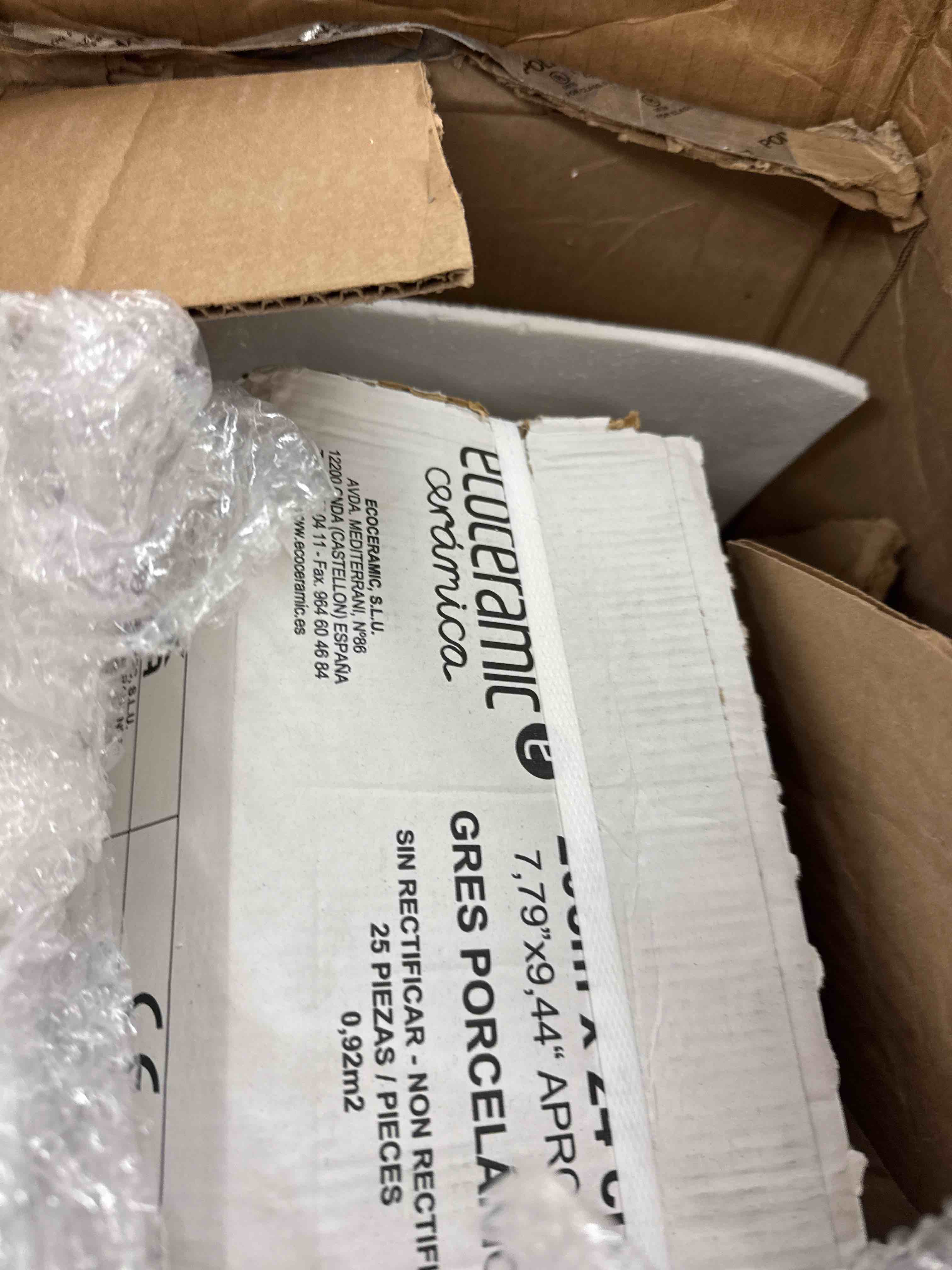 https://s3.amazonaws.com/lotting-images-prod/phillipi/BRN0468193_1739892387353.jpeg