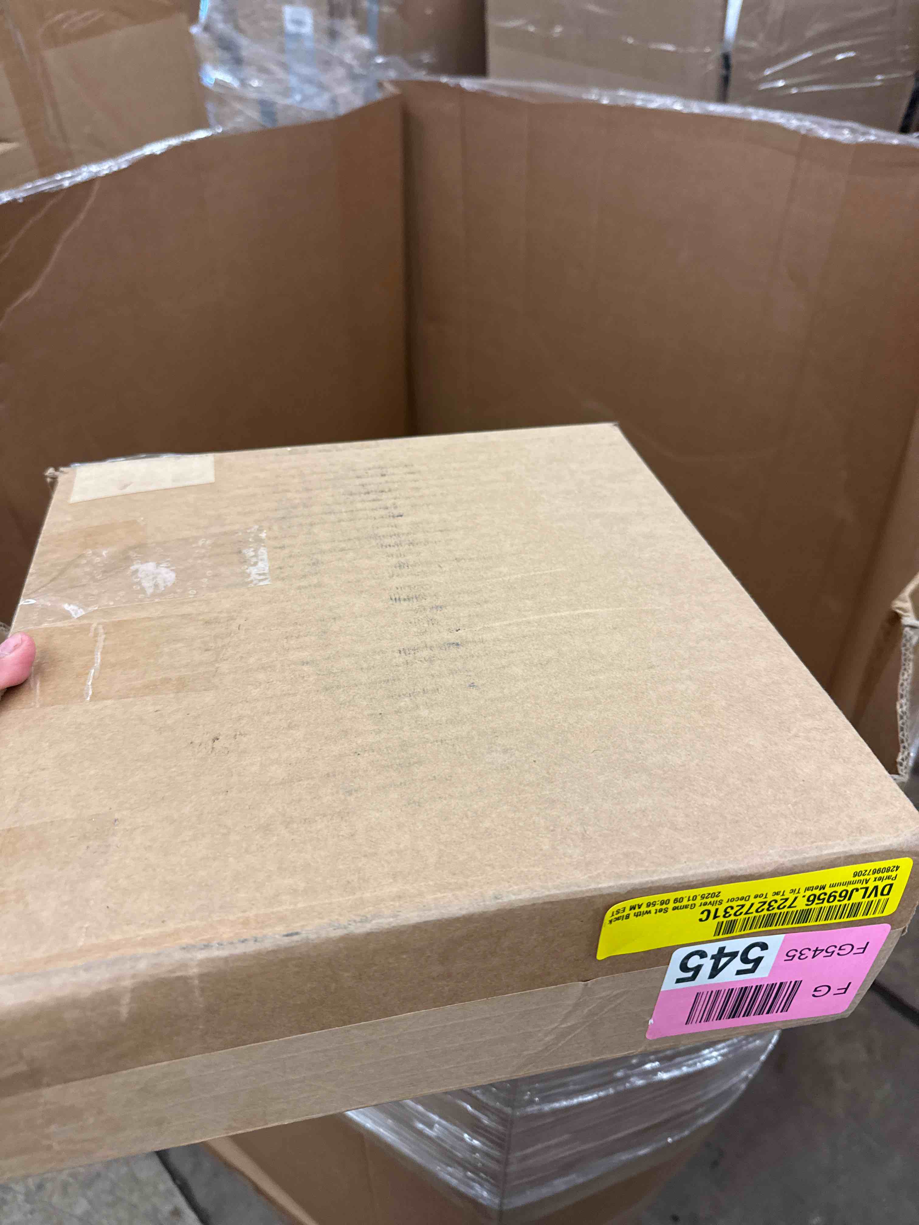 https://s3.amazonaws.com/lotting-images-prod/phillipi/BRN0468204_1739889462450.jpeg