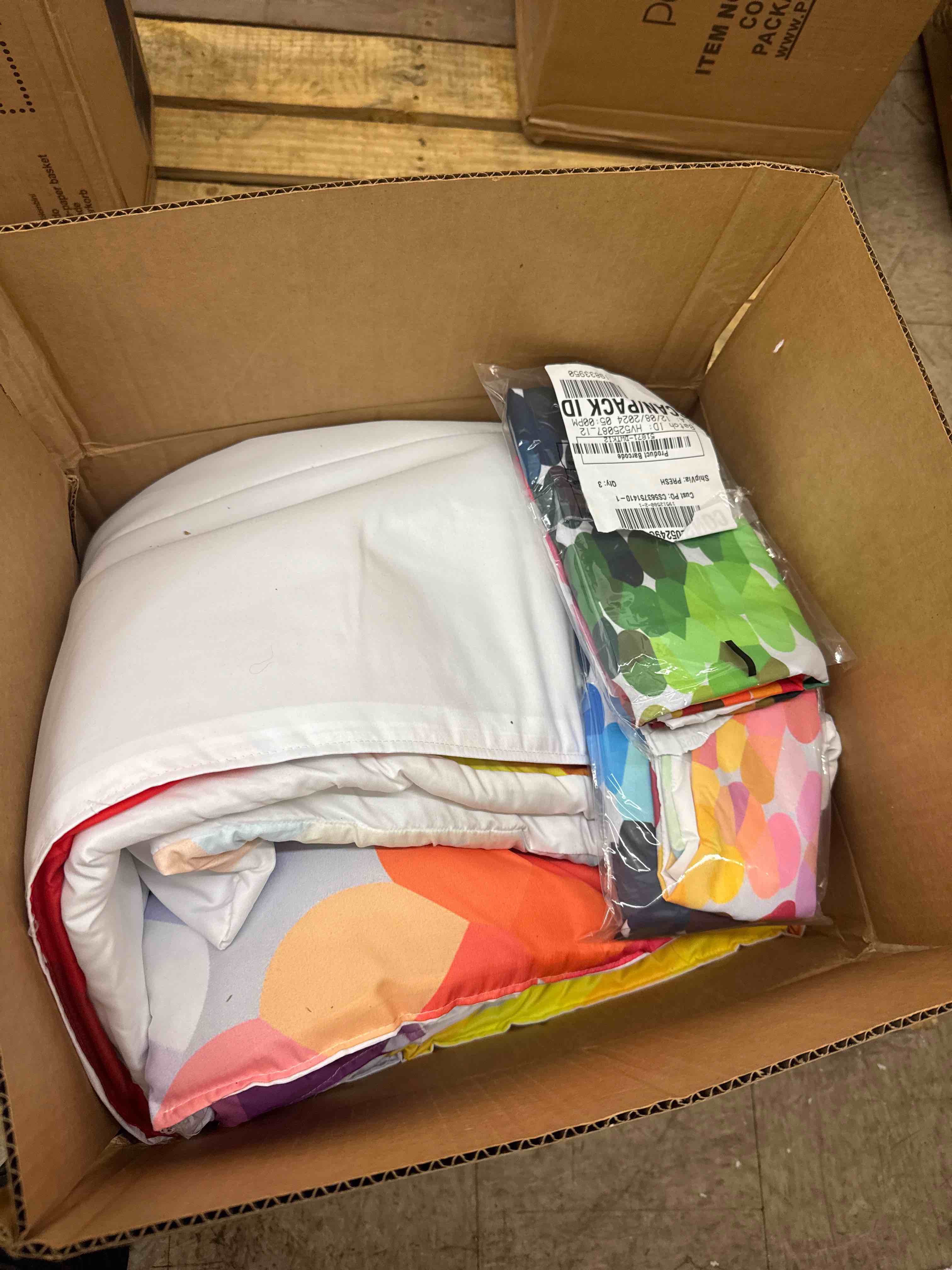 https://s3.amazonaws.com/lotting-images-prod/phillipi/BRN0468210_1739887694423.jpeg