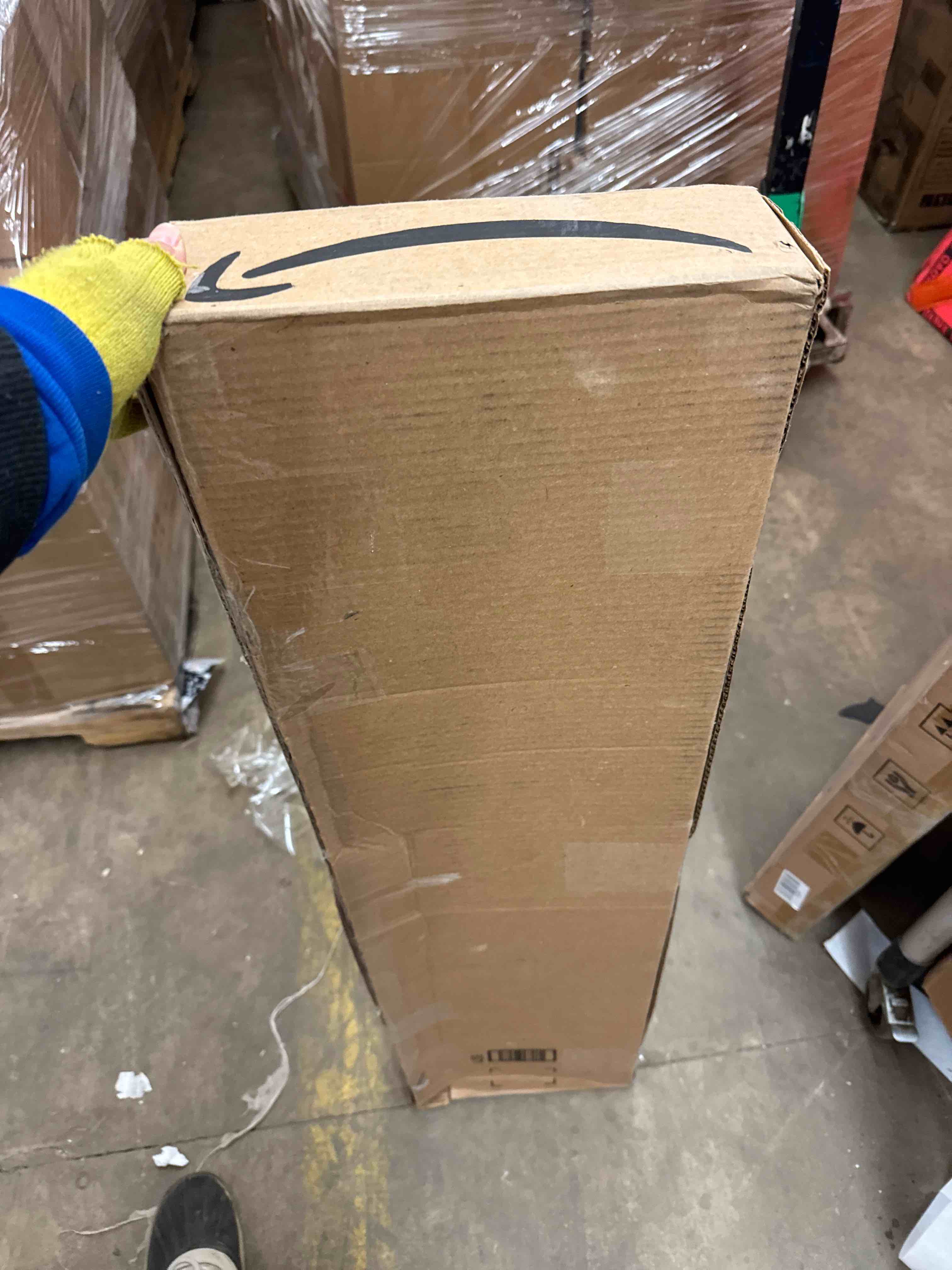 https://s3.amazonaws.com/lotting-images-prod/phillipi/BRN0468472_1739380999107.jpeg