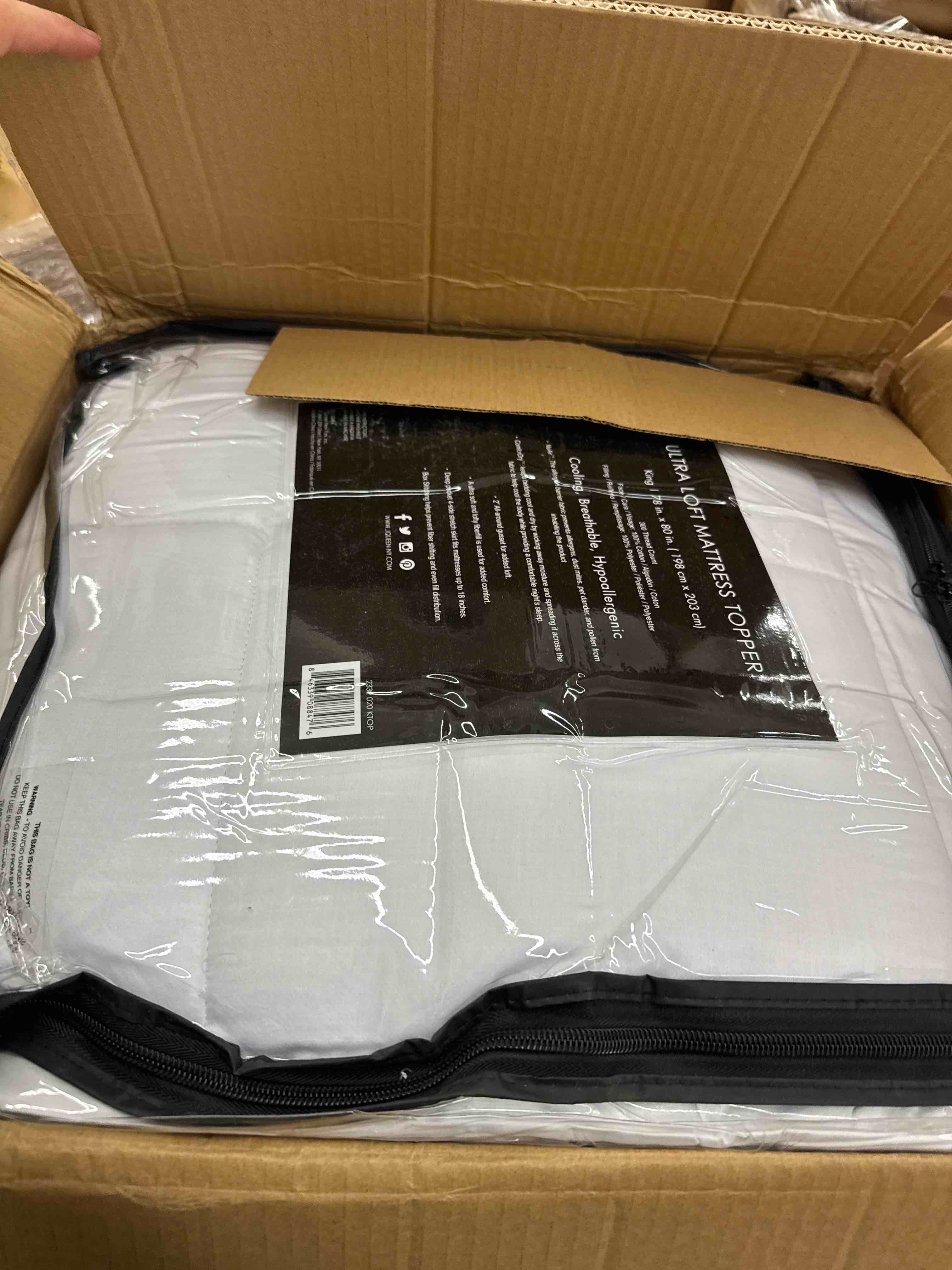https://s3.amazonaws.com/lotting-images-prod/phillipi/BRN0468498_1739377912858.jpeg