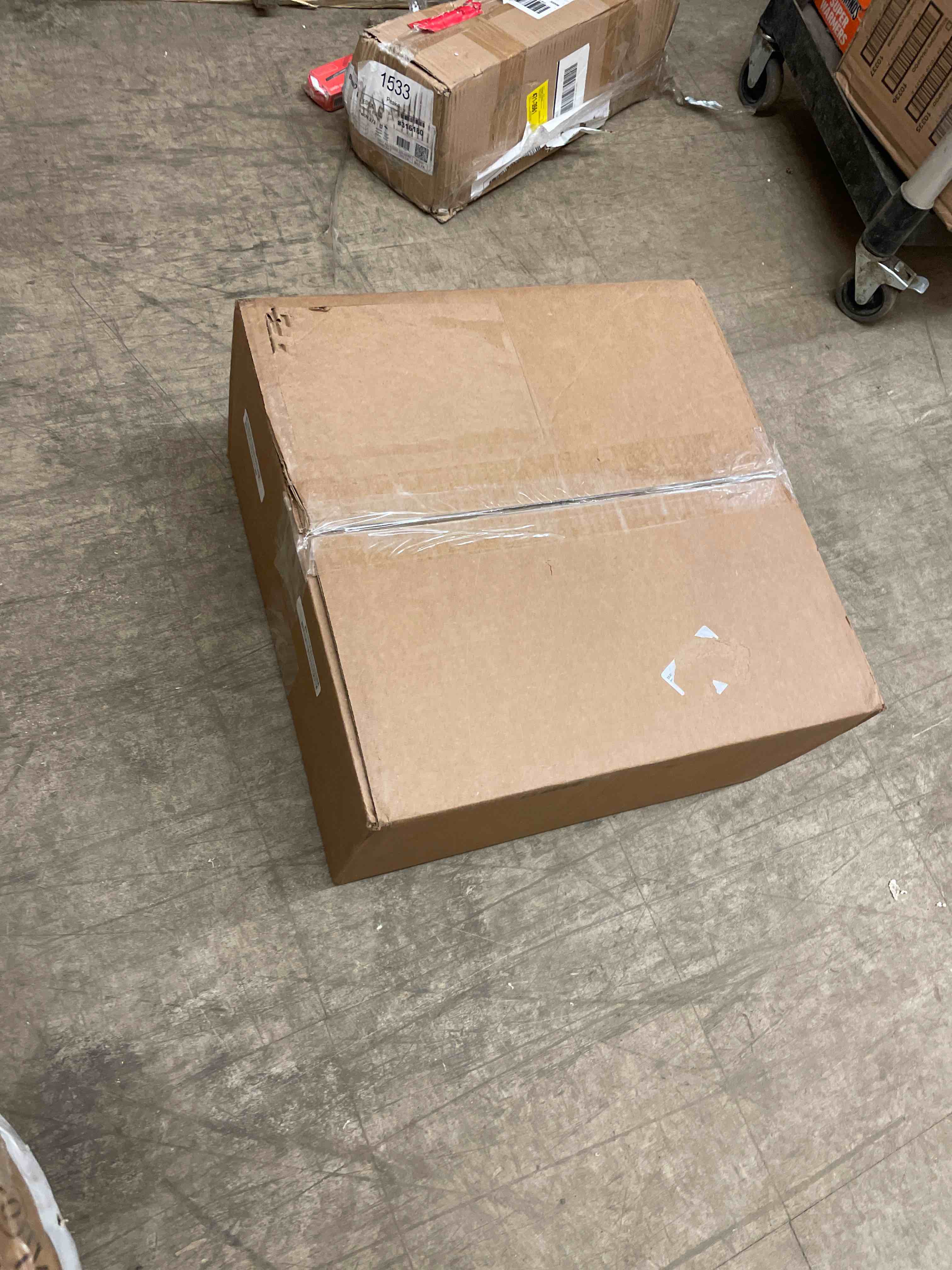 https://s3.amazonaws.com/lotting-images-prod/phillipi/BRN0468504_1739377107159.jpeg