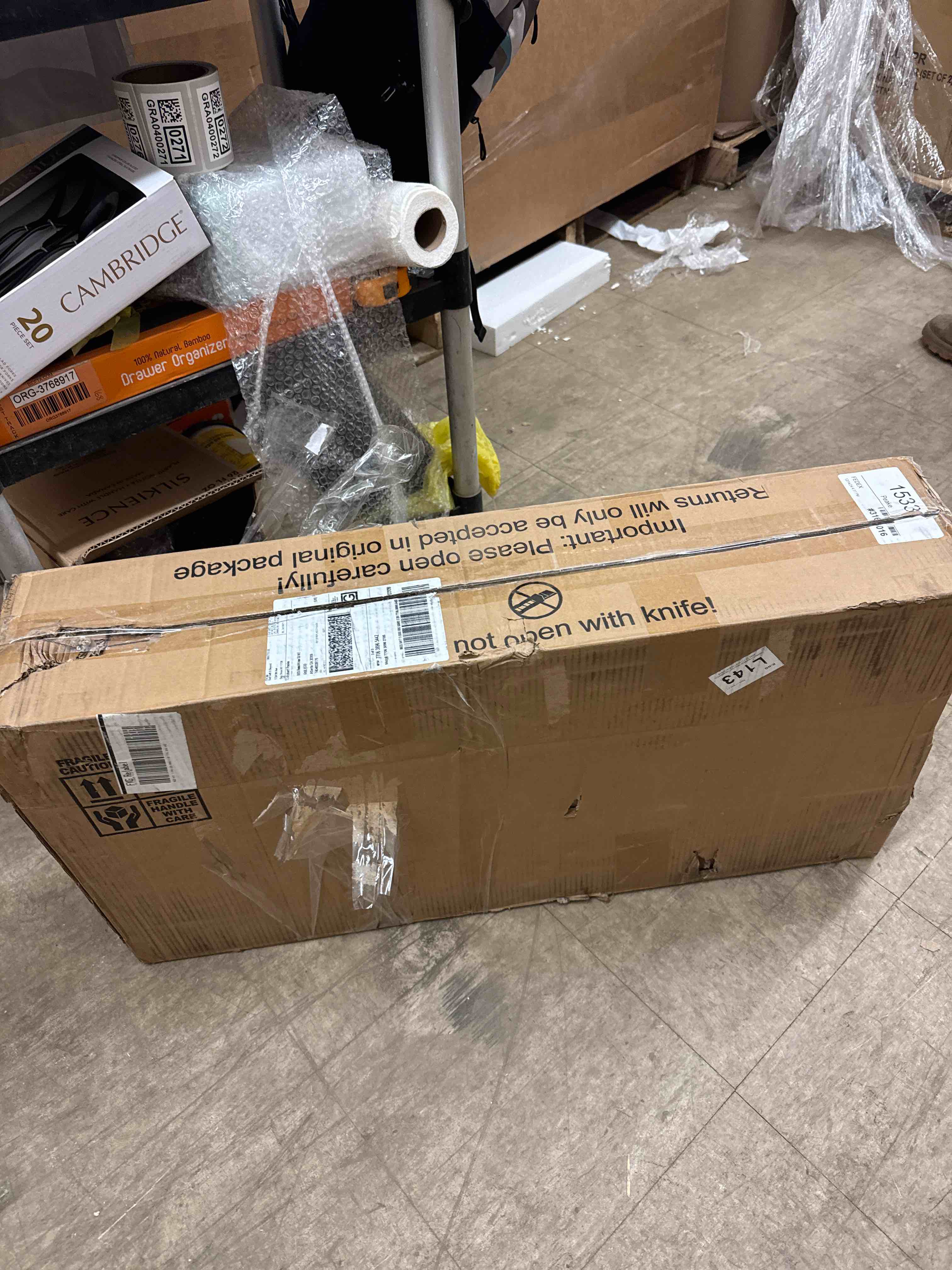 https://s3.amazonaws.com/lotting-images-prod/phillipi/BRN0468512_1739376106232.jpeg