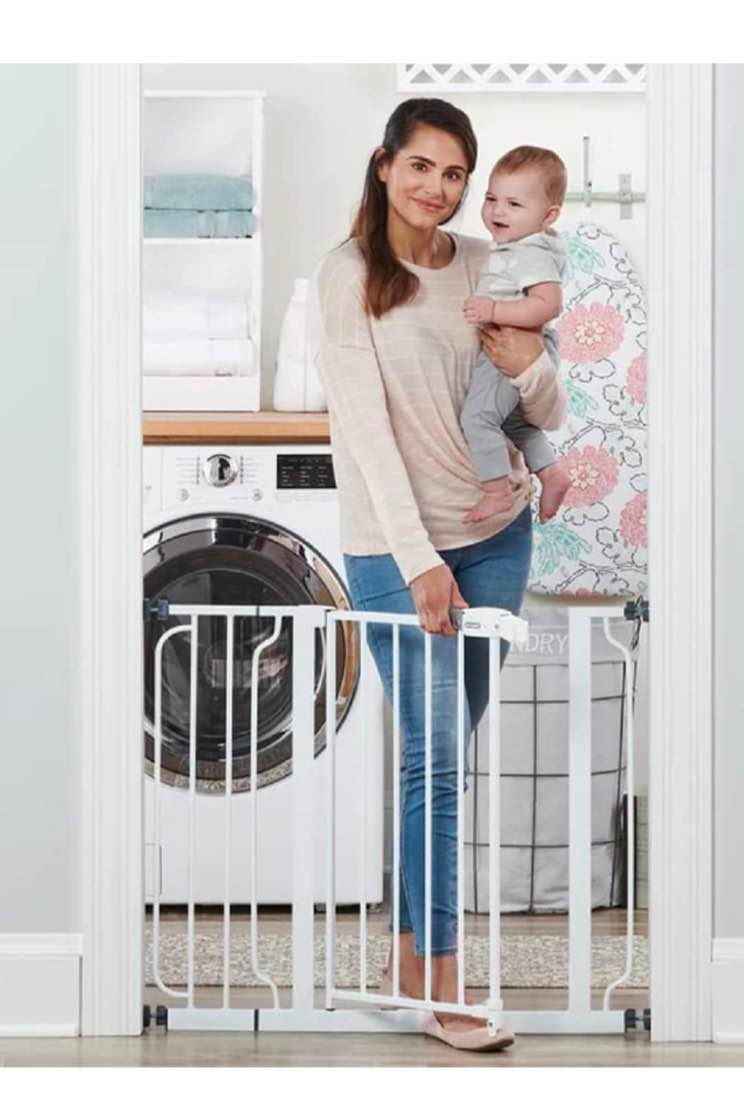 Regalo Easy Step 38.5-Inch Wide Walk Thru Baby Gate, Includes 6-Inch Extension Kit, Pressure Mount Kit, Wall Cups