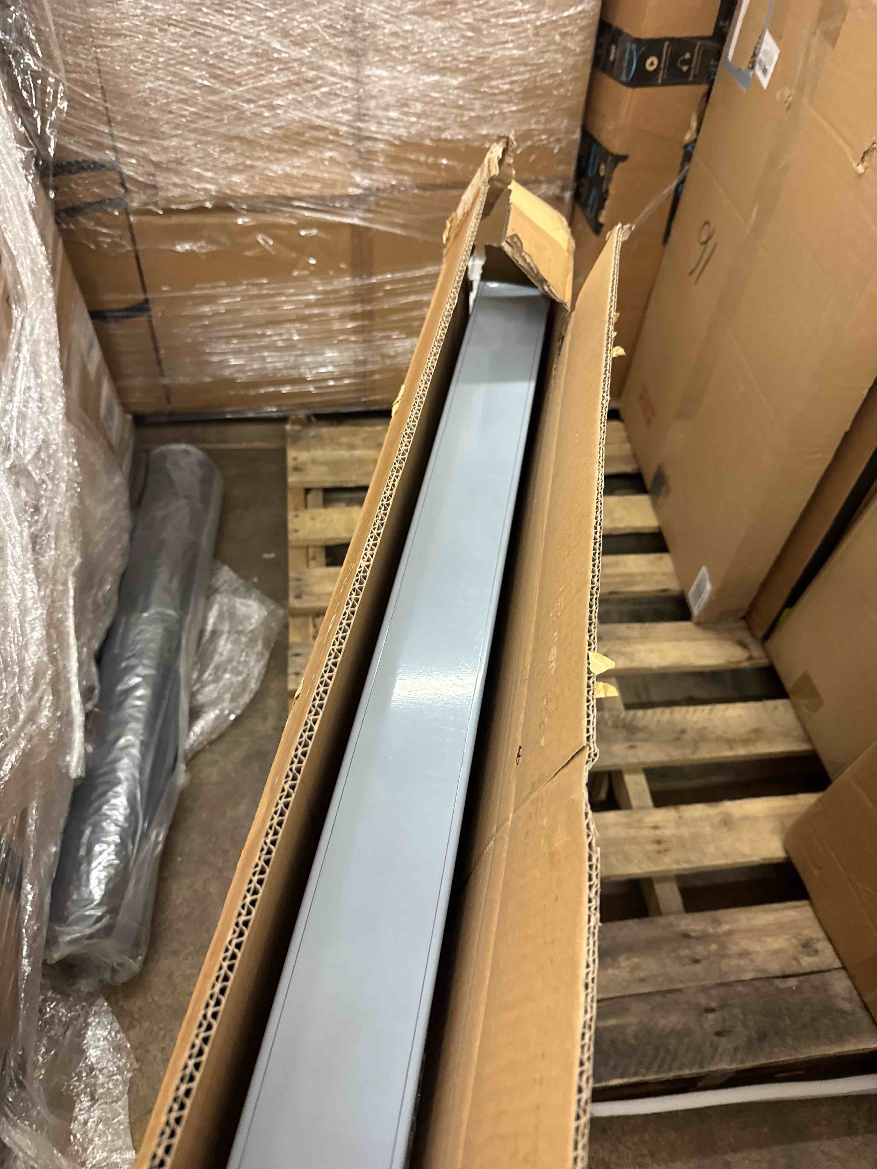 https://s3.amazonaws.com/lotting-images-prod/phillipi/BRN0468865_1738949891315.jpeg