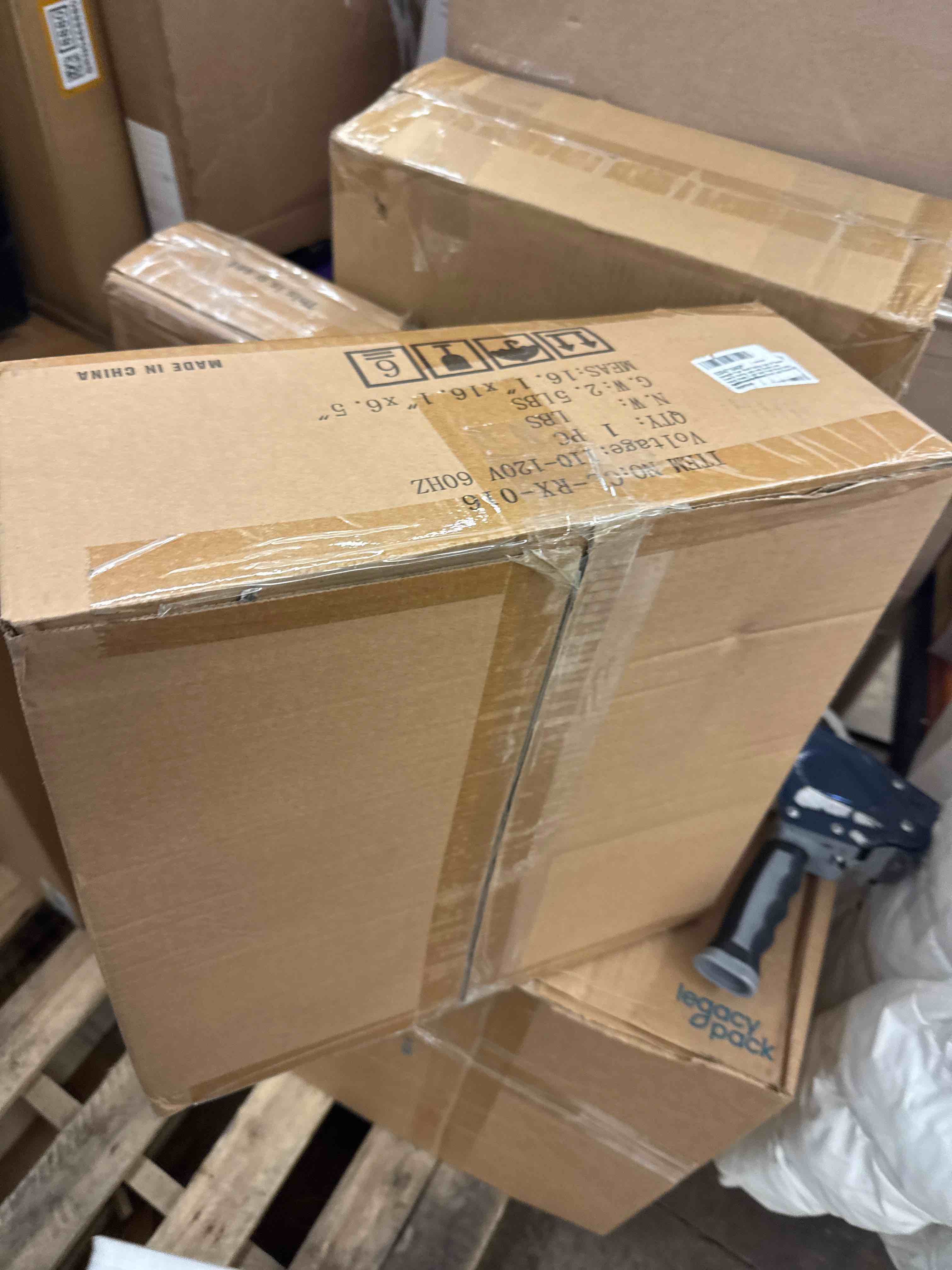 https://s3.amazonaws.com/lotting-images-prod/phillipi/BRN0468869_1738949266358.jpeg