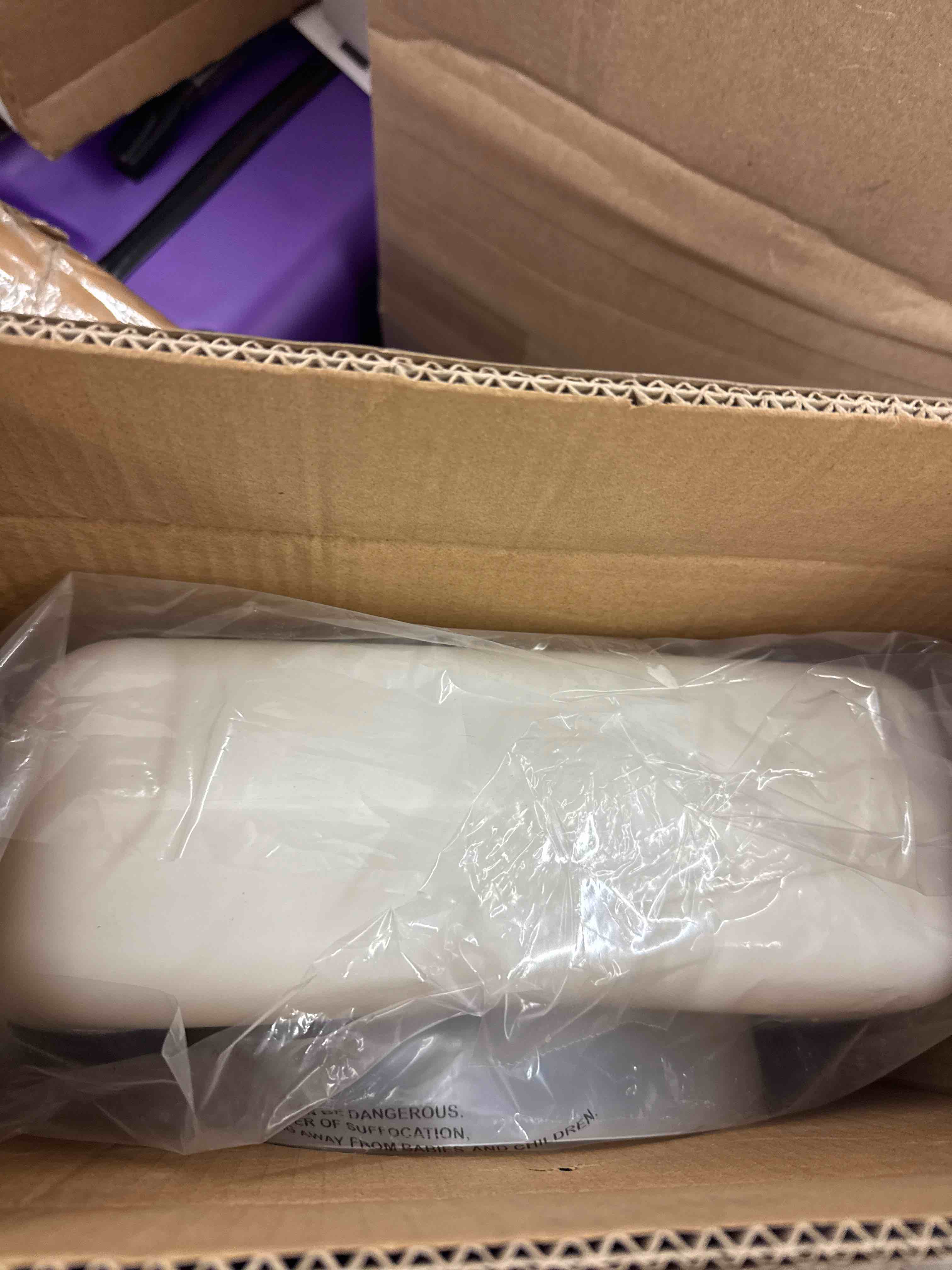 https://s3.amazonaws.com/lotting-images-prod/phillipi/BRN0468870_1738949035974.jpeg