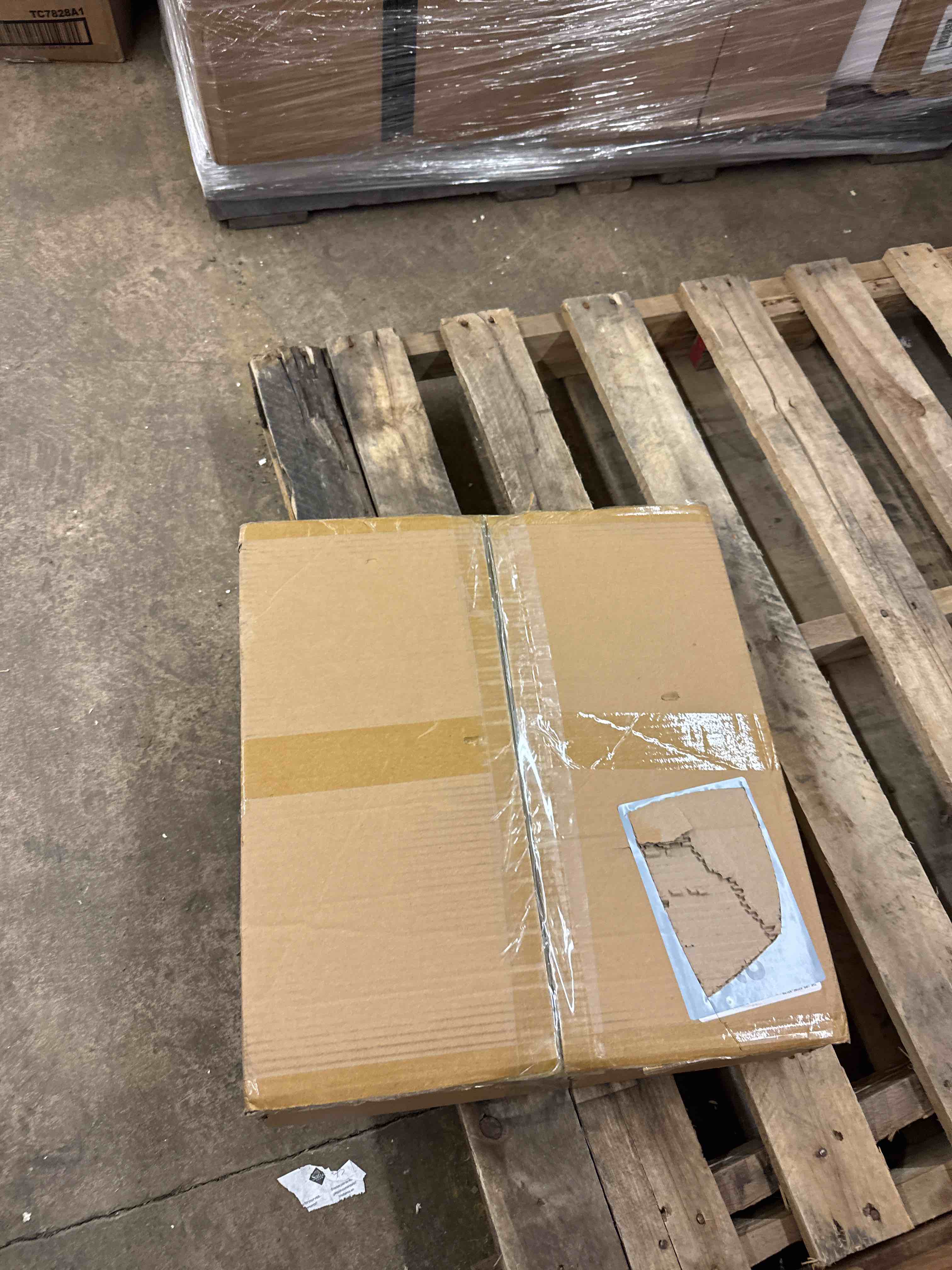 https://s3.amazonaws.com/lotting-images-prod/phillipi/BRN0468882_1738946795565.jpeg