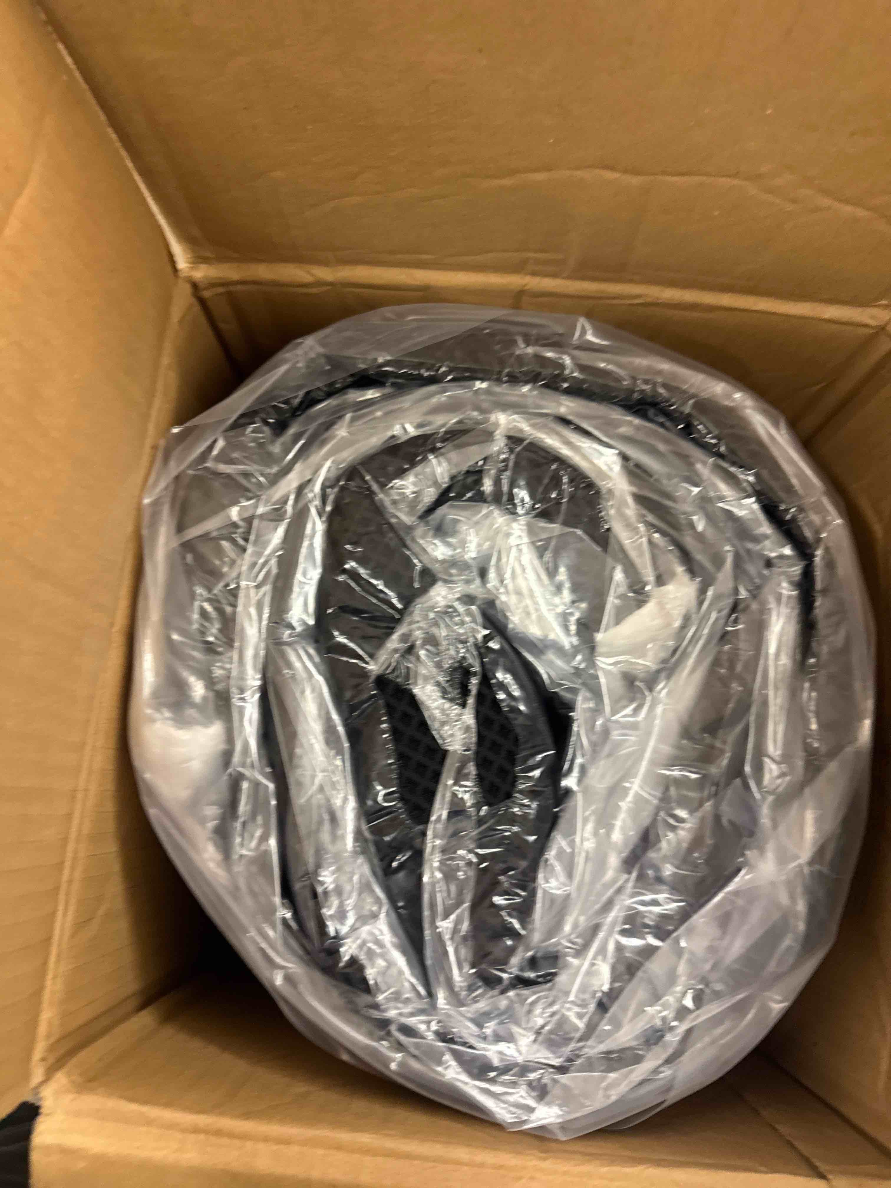 https://s3.amazonaws.com/lotting-images-prod/phillipi/BRN0468888_1738945767198.jpeg