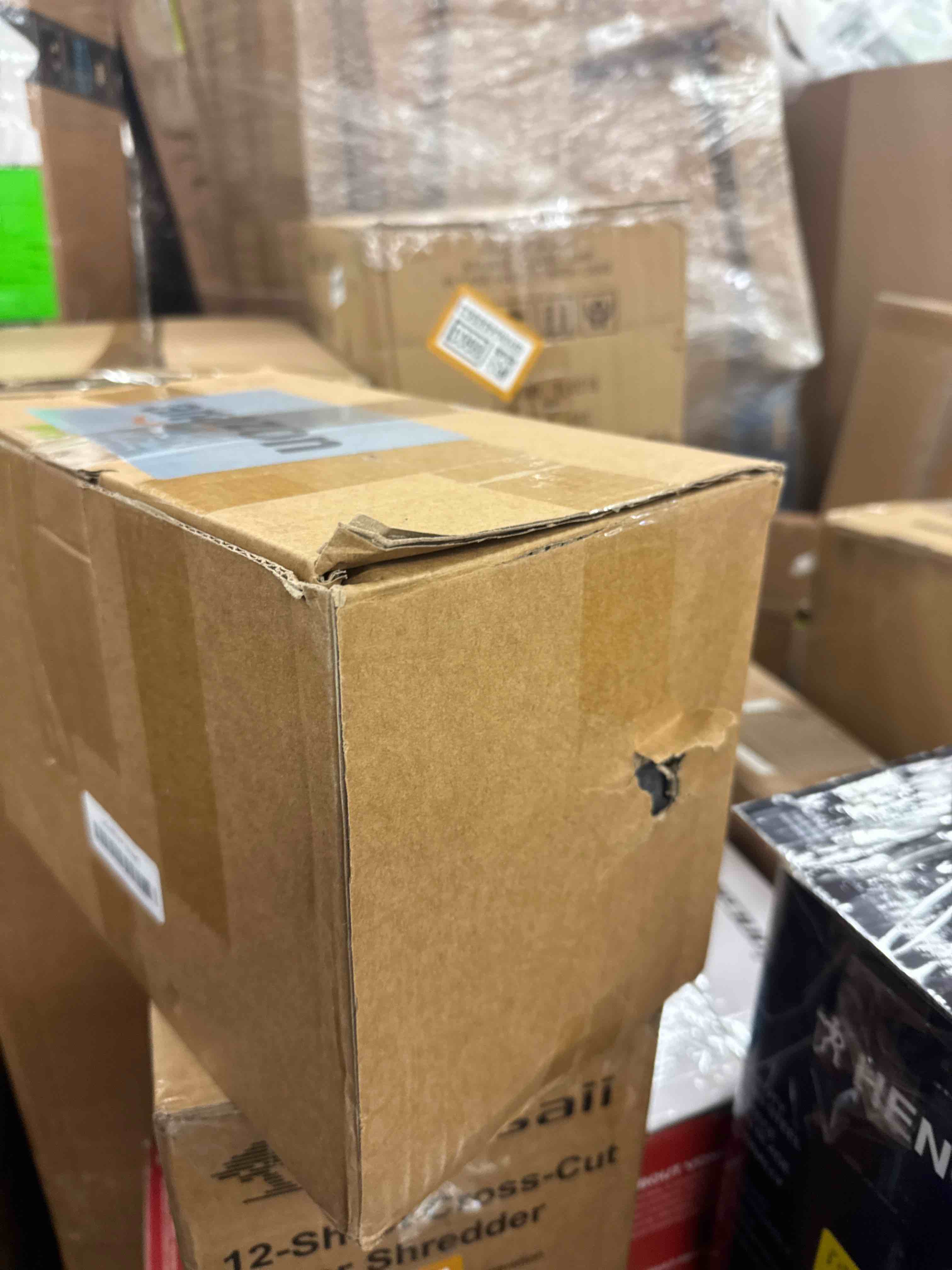 https://s3.amazonaws.com/lotting-images-prod/phillipi/BRN0468891_1738940063679.jpeg