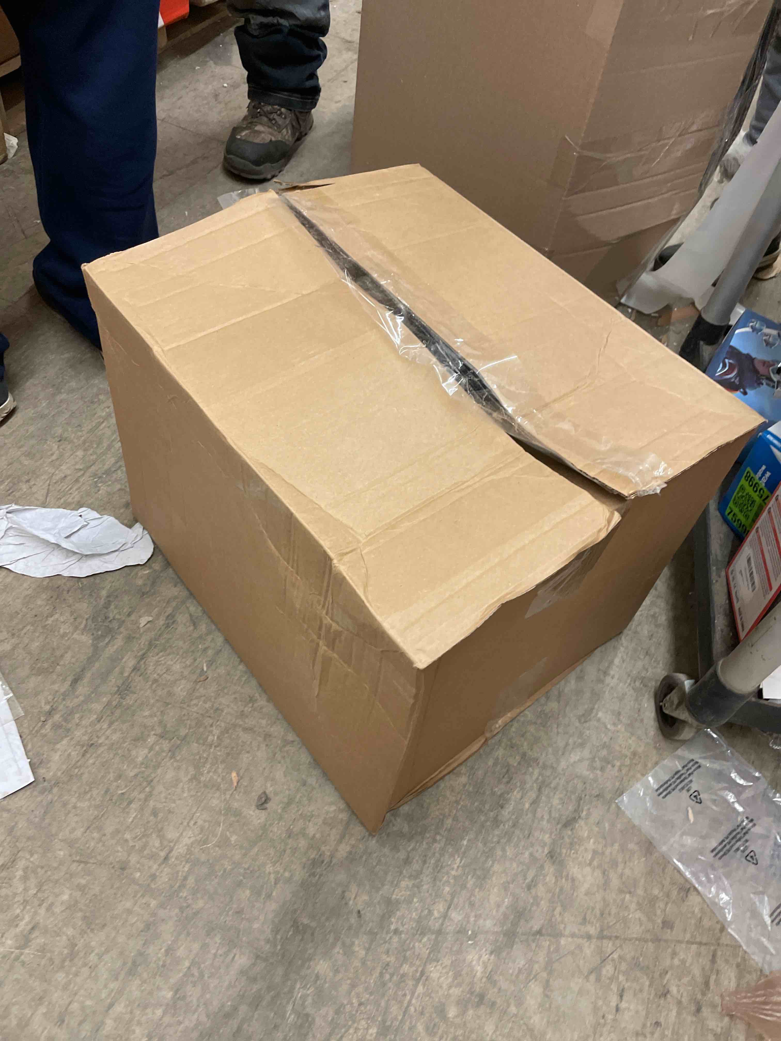 https://s3.amazonaws.com/lotting-images-prod/phillipi/BRN0469073_1738101955989.jpeg