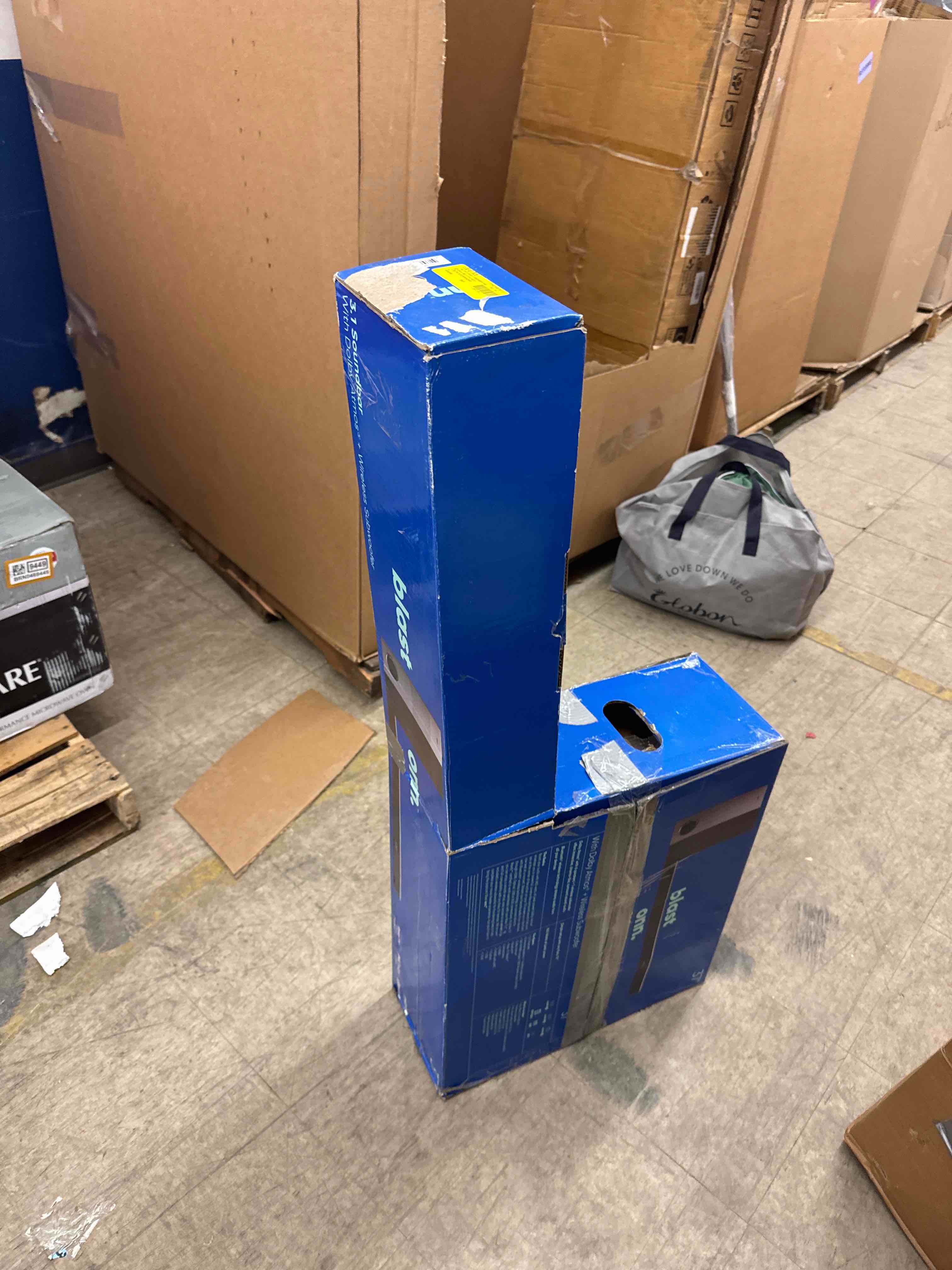 https://s3.amazonaws.com/lotting-images-prod/phillipi/BRN0469444_1736887996491.jpeg