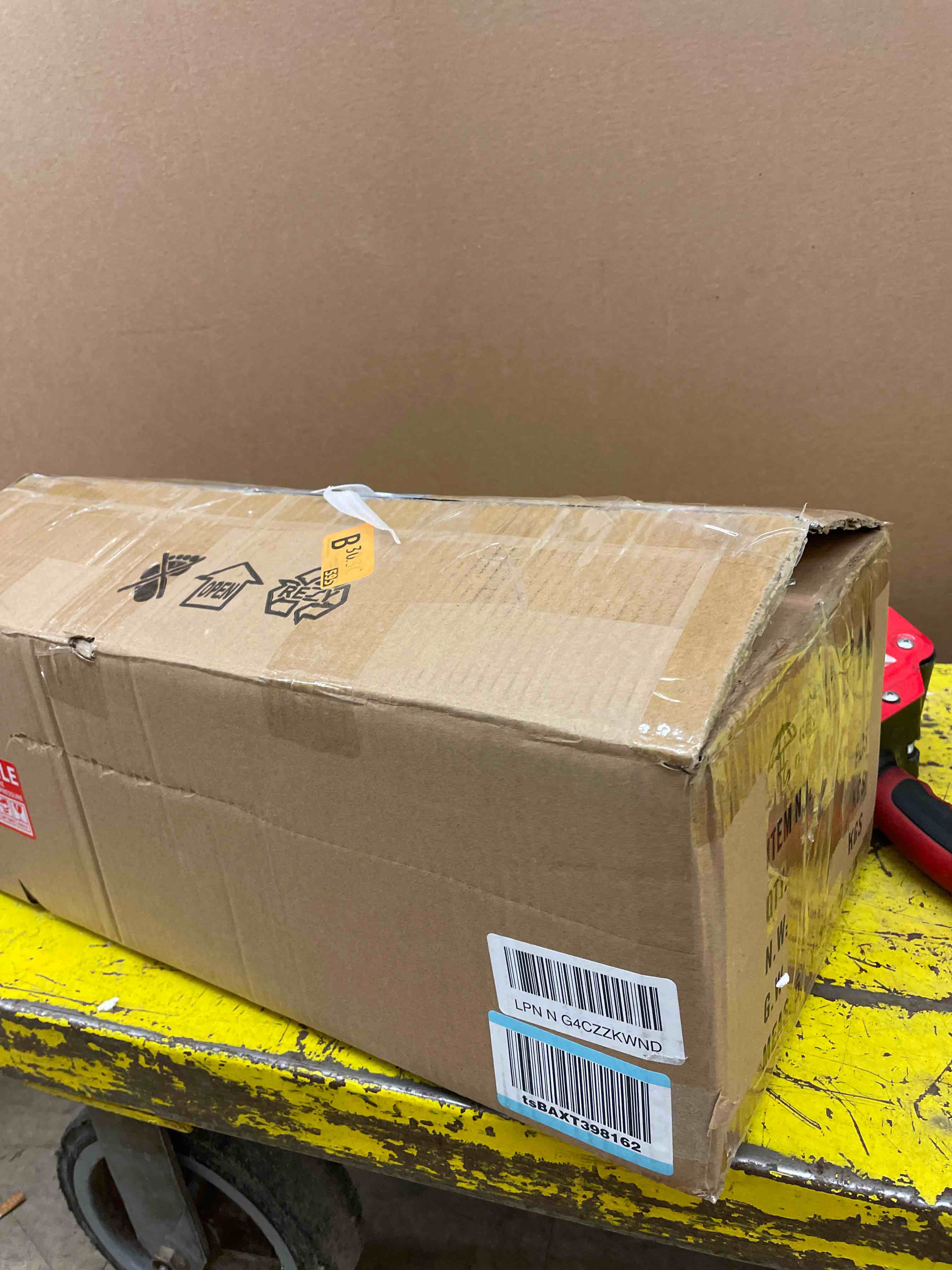 https://s3.amazonaws.com/lotting-images-prod/phillipi/BRN0469456_1736883296409.jpeg