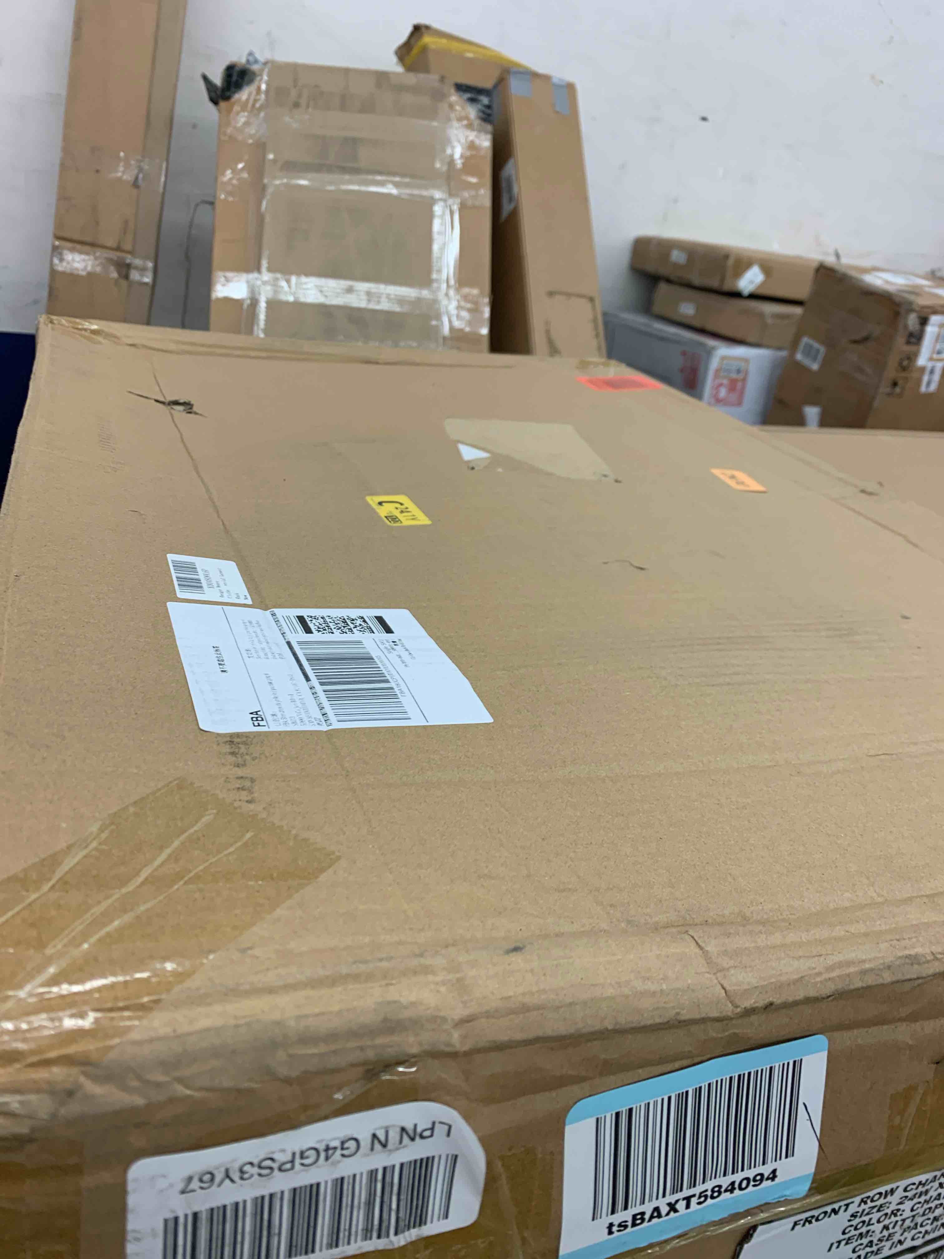 https://s3.amazonaws.com/lotting-images-prod/phillipi/BRN0469861_1732721007439.jpeg