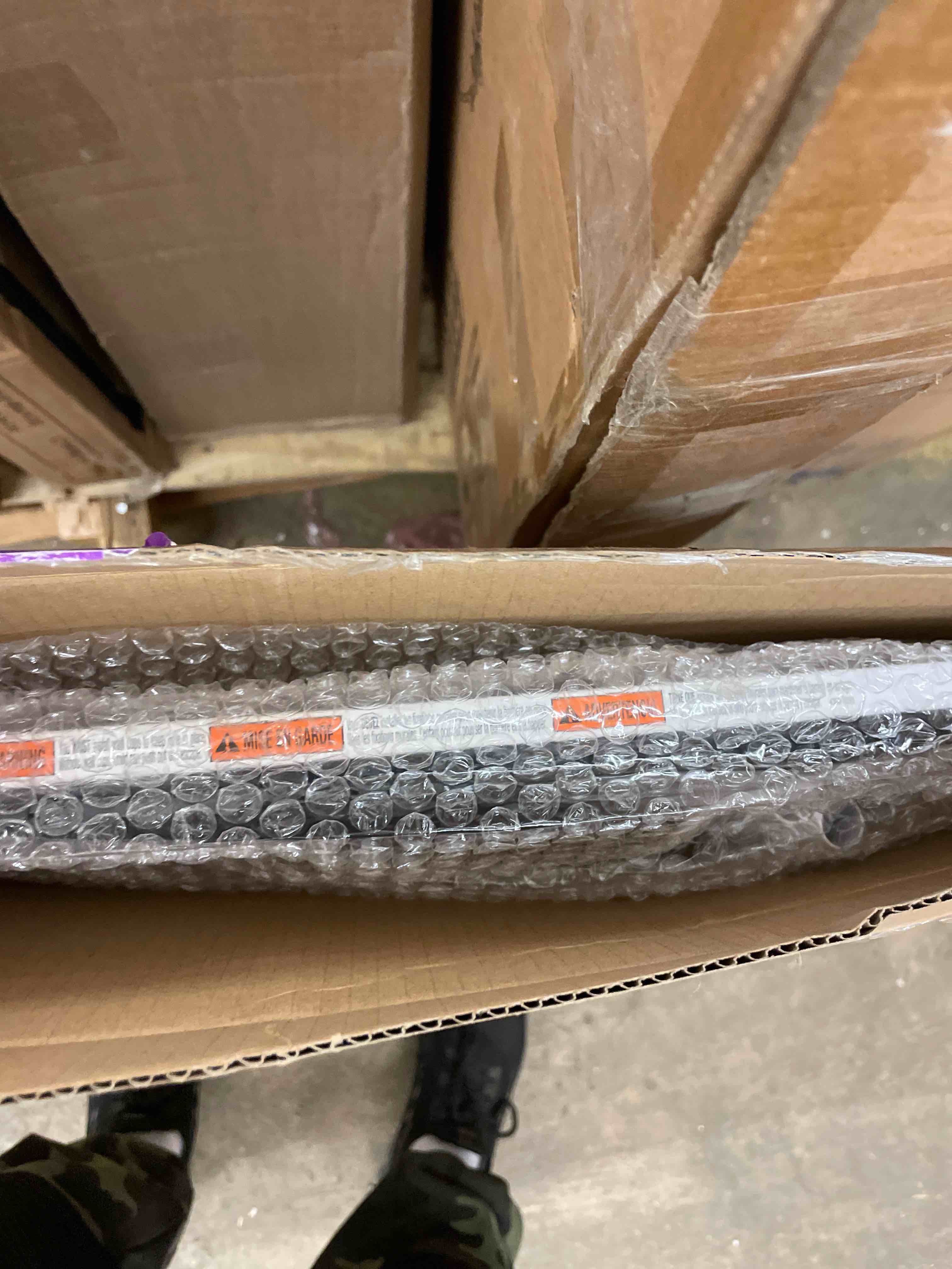 https://s3.amazonaws.com/lotting-images-prod/phillipi/BRN0470927_1738427474113.jpeg