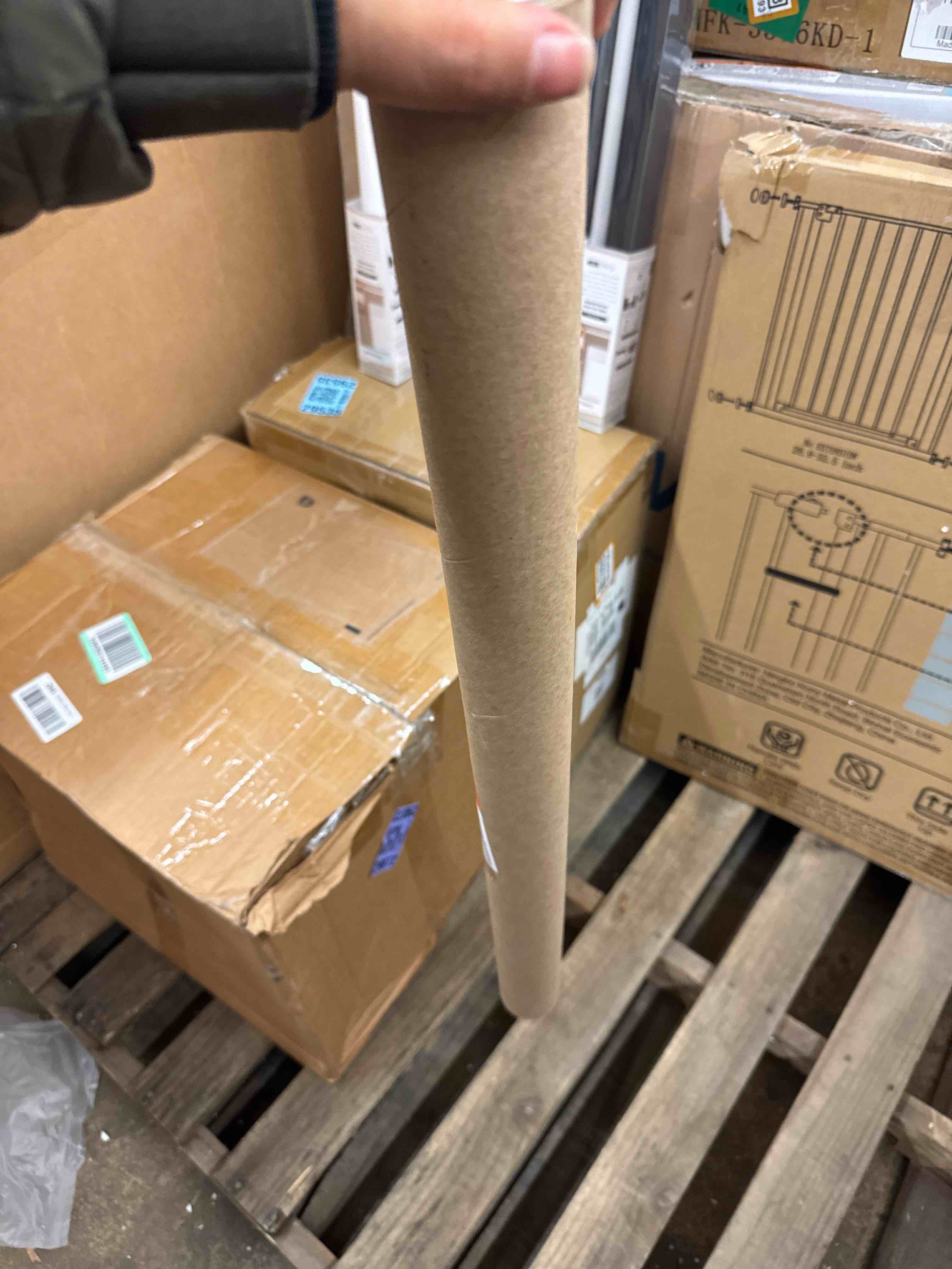 https://s3.amazonaws.com/lotting-images-prod/phillipi/BRN0470977_1738350285160.jpeg