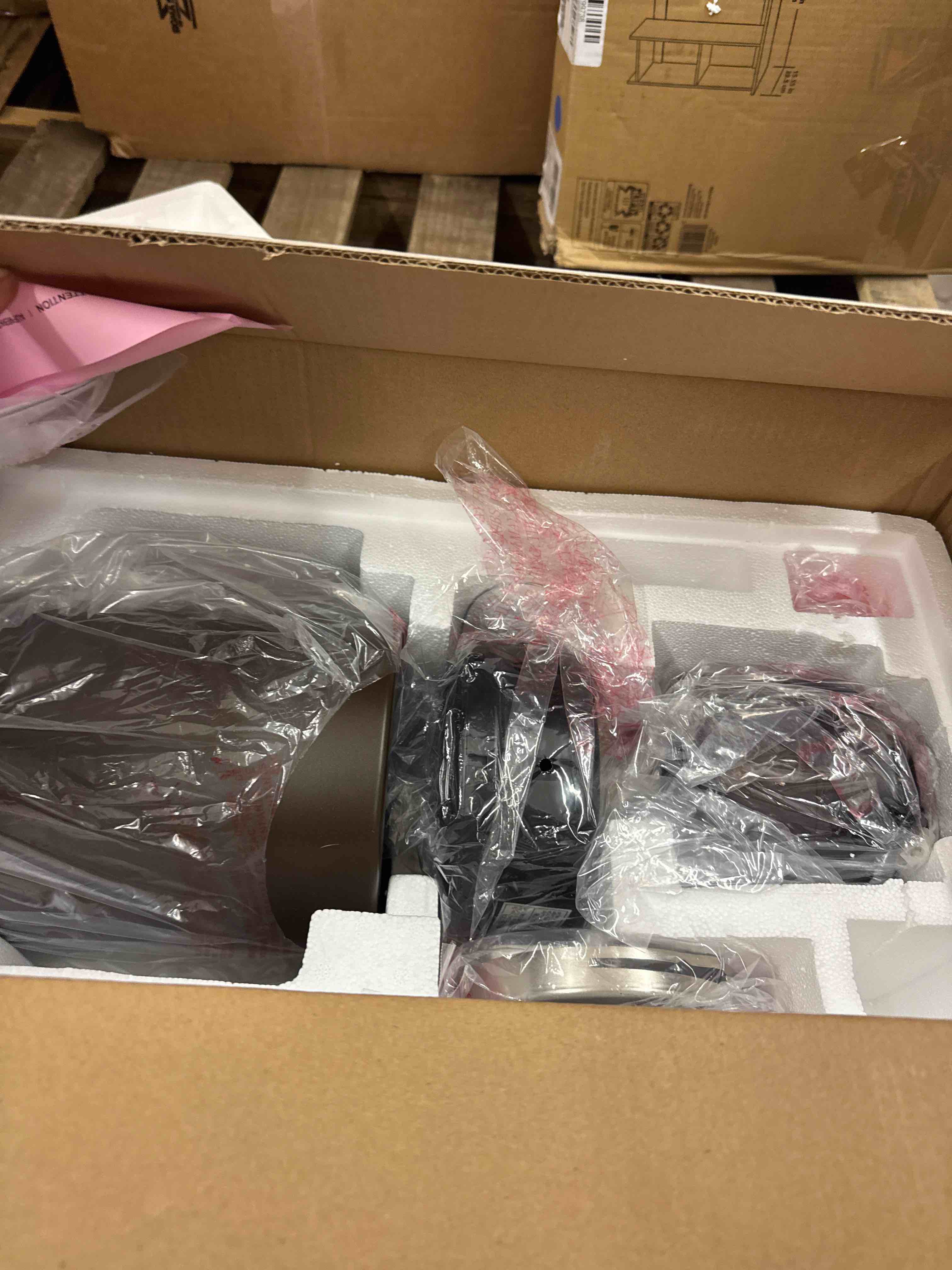 https://s3.amazonaws.com/lotting-images-prod/phillipi/BRN0470989_1738349088050.jpeg