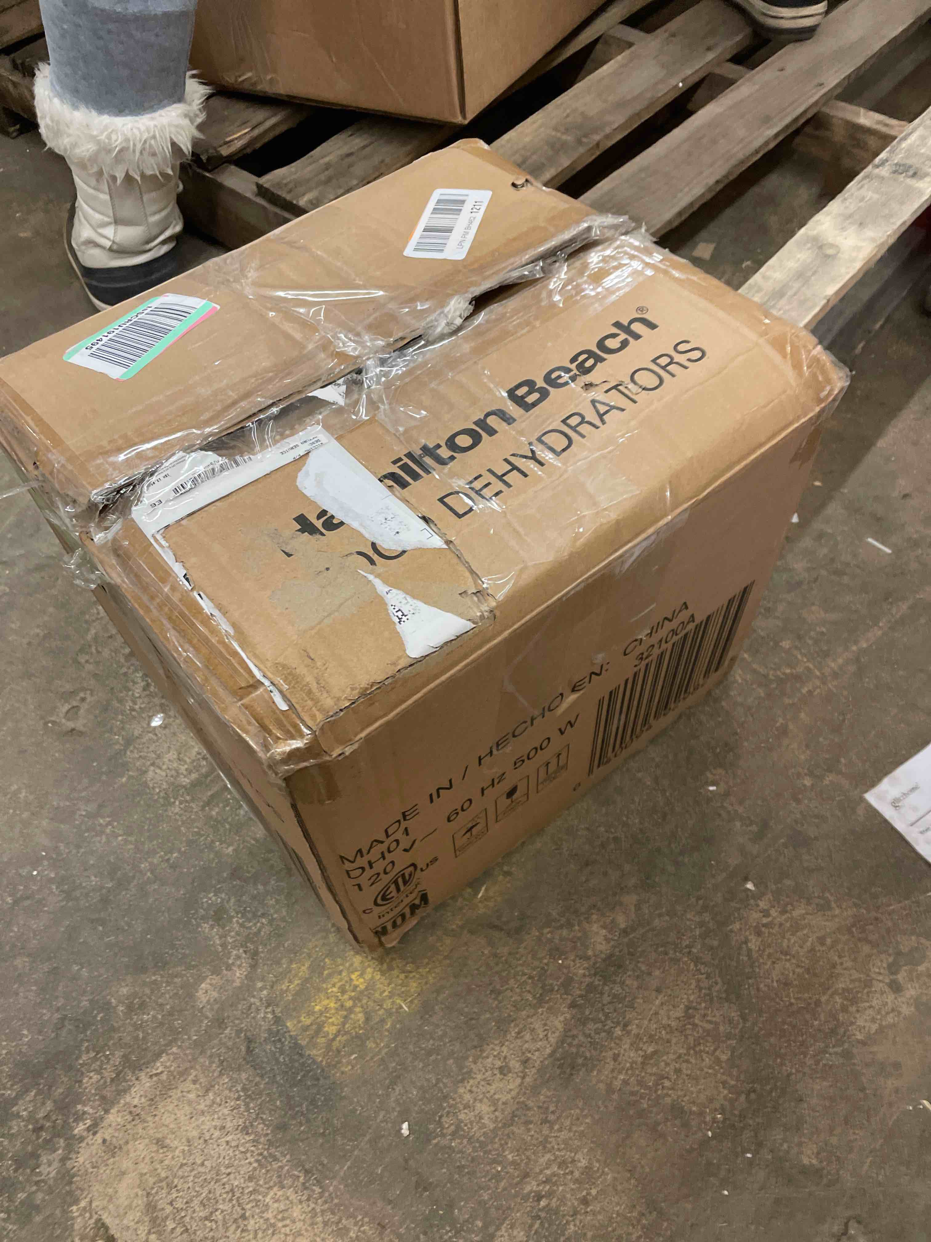 https://s3.amazonaws.com/lotting-images-prod/phillipi/BRN0470997_1738348129492.jpeg
