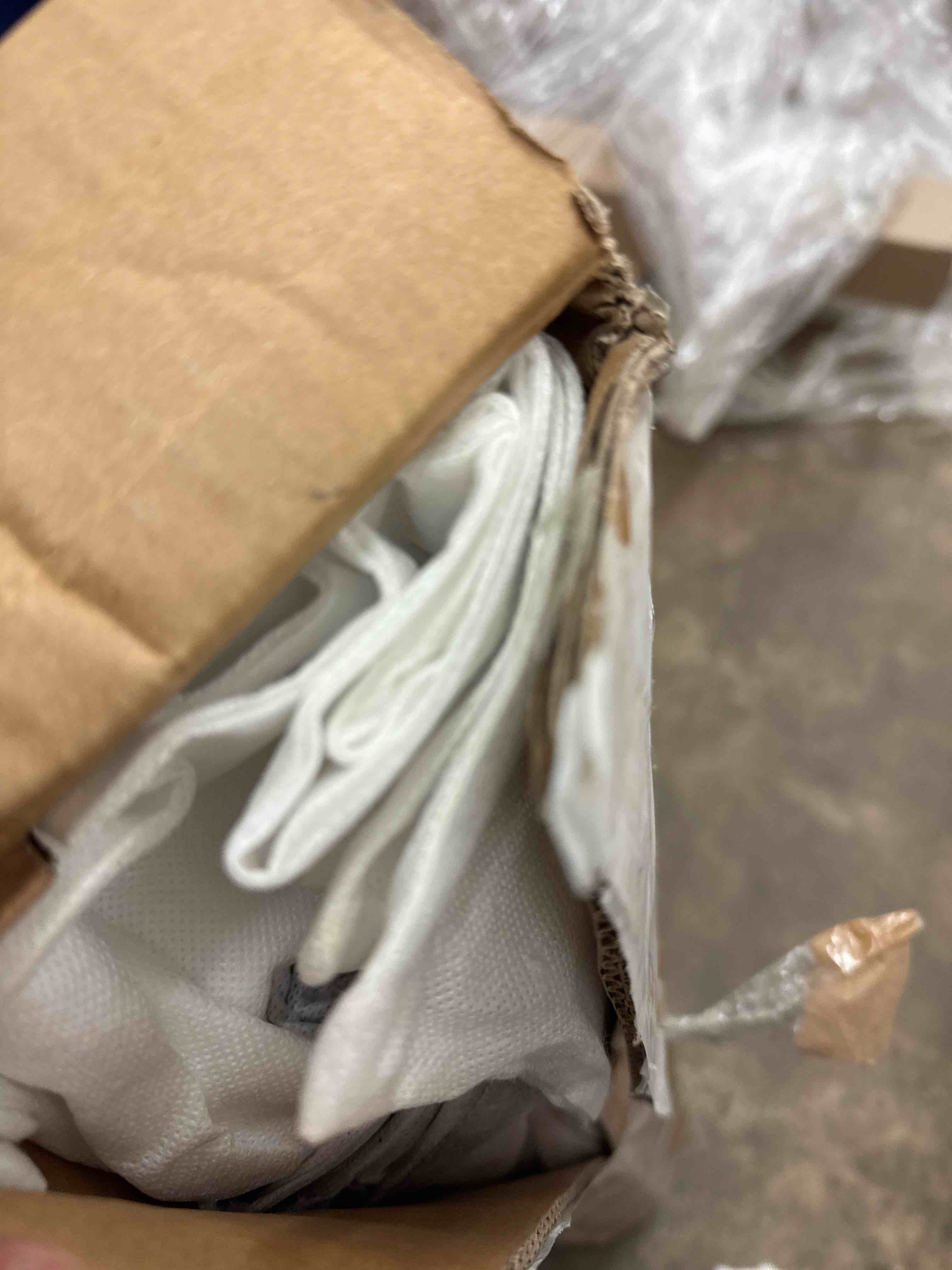 https://s3.amazonaws.com/lotting-images-prod/phillipi/BRN0471083_1738182793528.jpeg