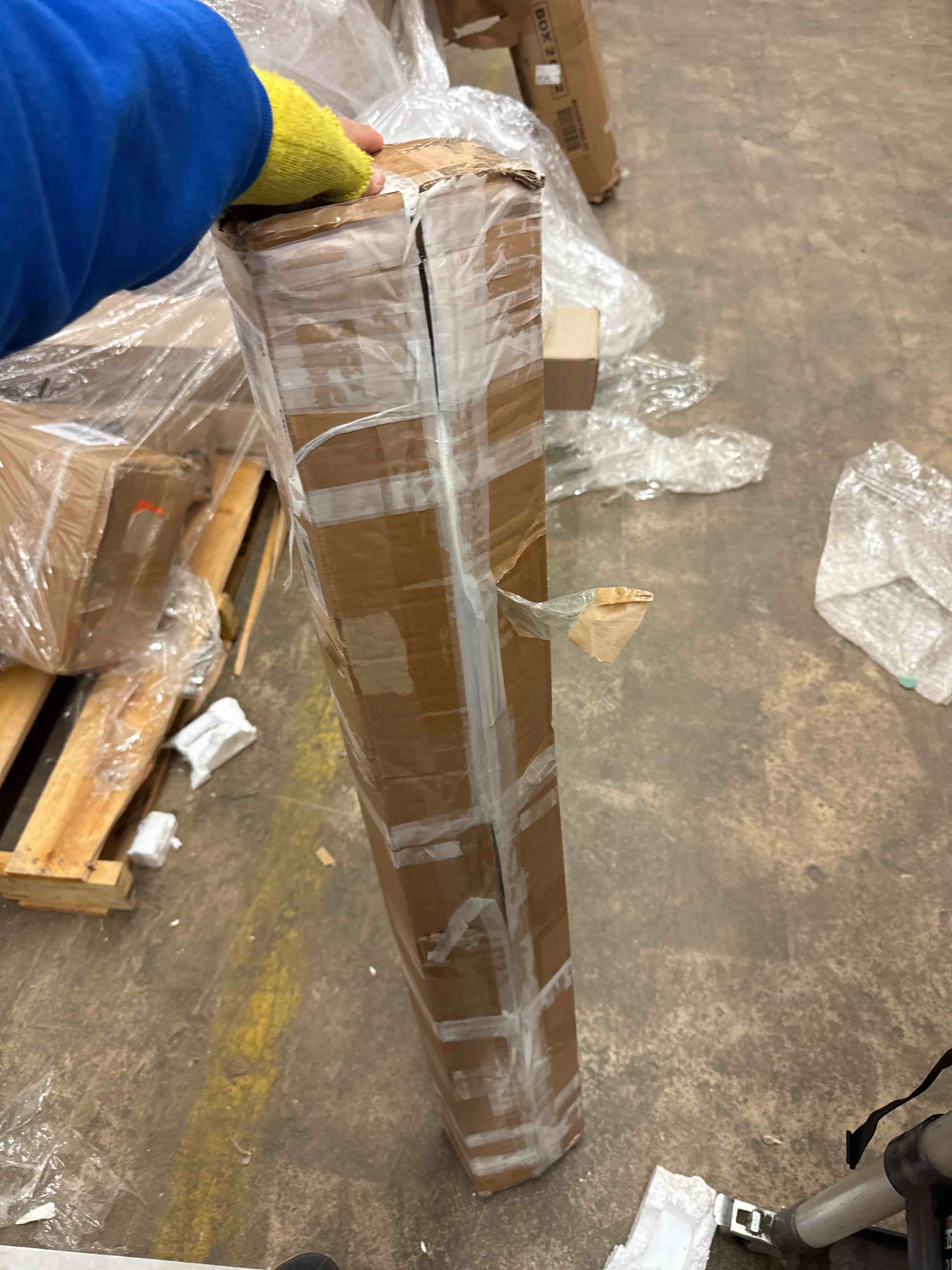 https://s3.amazonaws.com/lotting-images-prod/phillipi/BRN0471083_1738182809698.jpeg