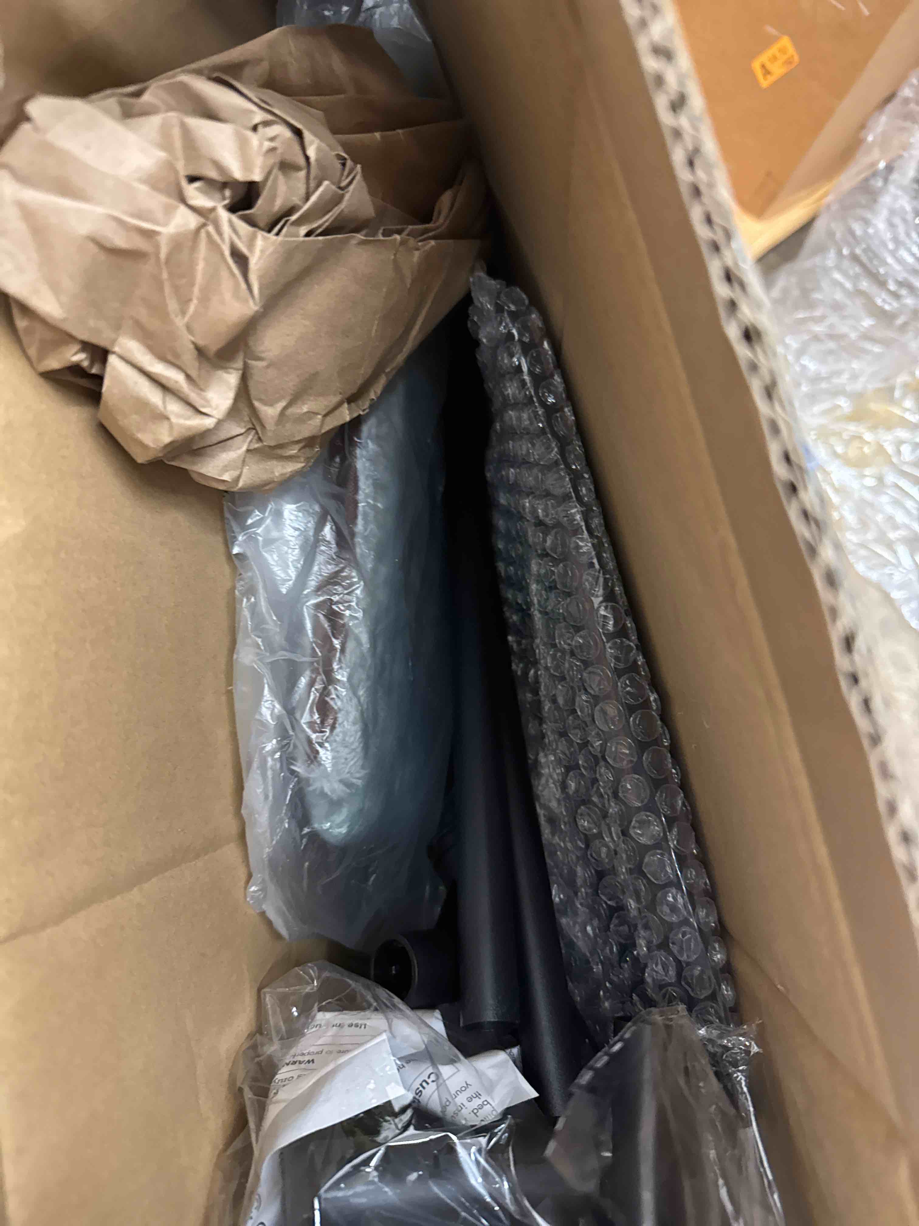 https://s3.amazonaws.com/lotting-images-prod/phillipi/BRN0471084_1738181147786.jpeg