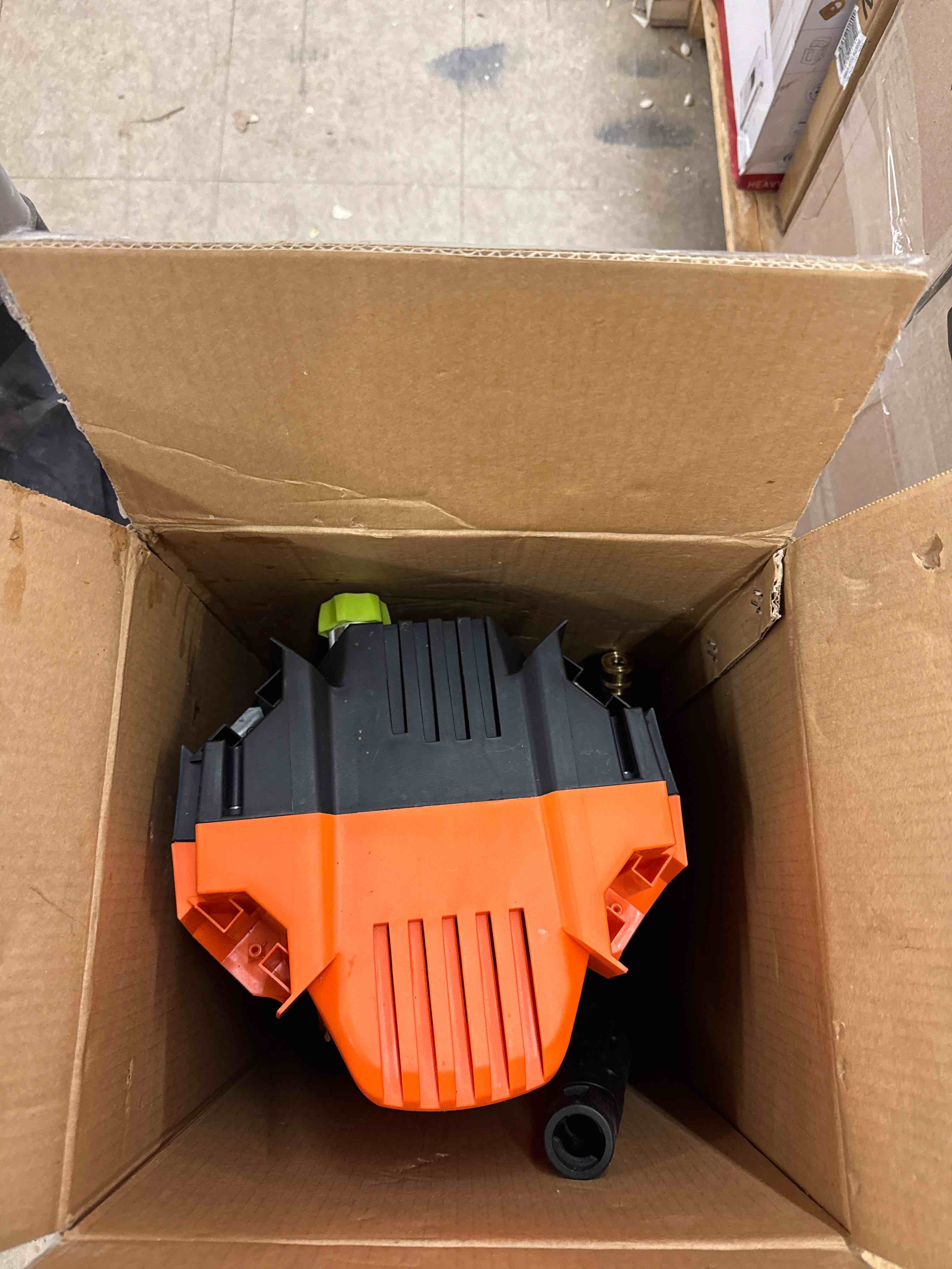 https://s3.amazonaws.com/lotting-images-prod/phillipi/BRN0471408_1737040027649.jpeg