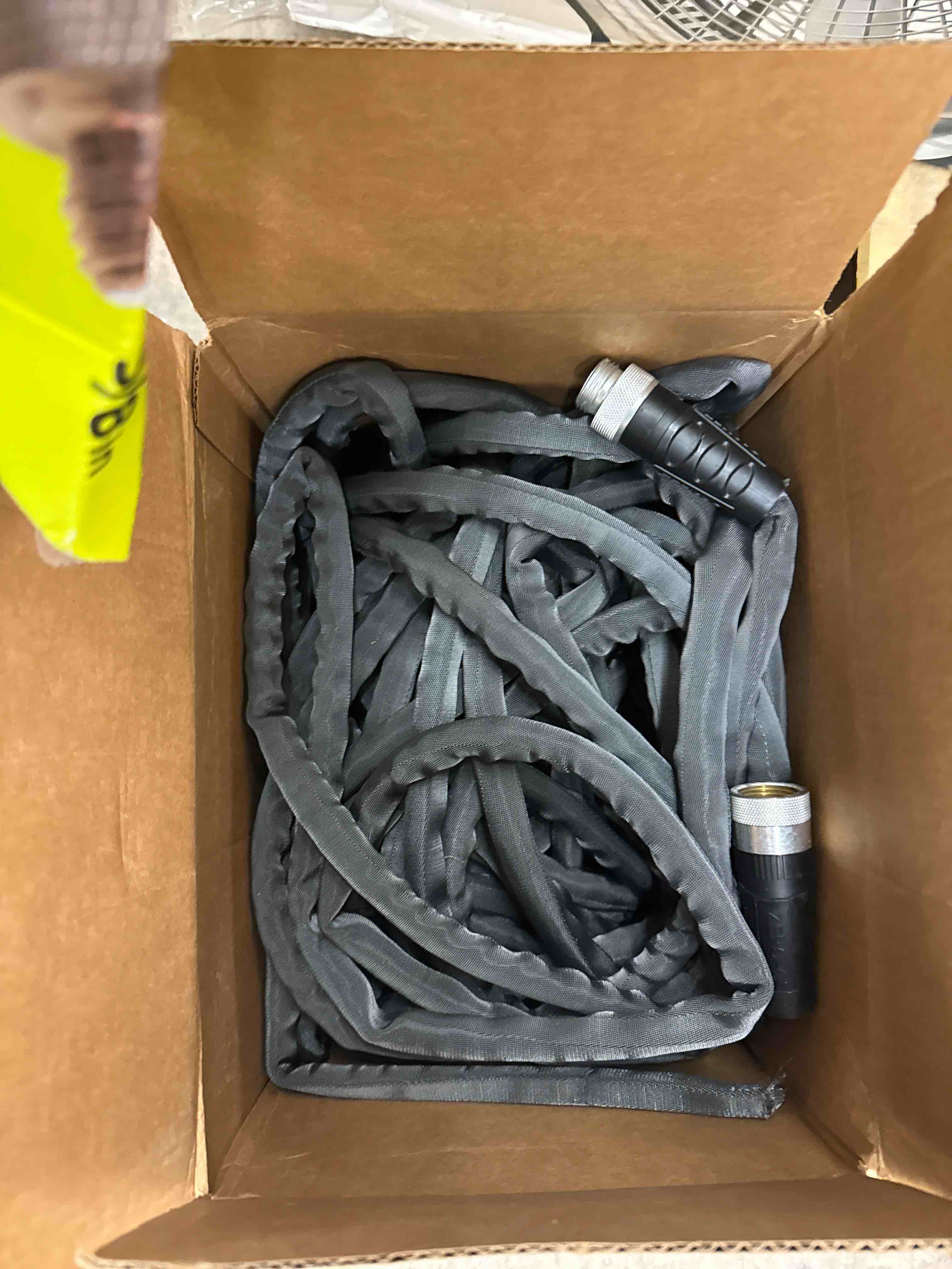 https://s3.amazonaws.com/lotting-images-prod/phillipi/BRN0471448_1736952124405.jpeg