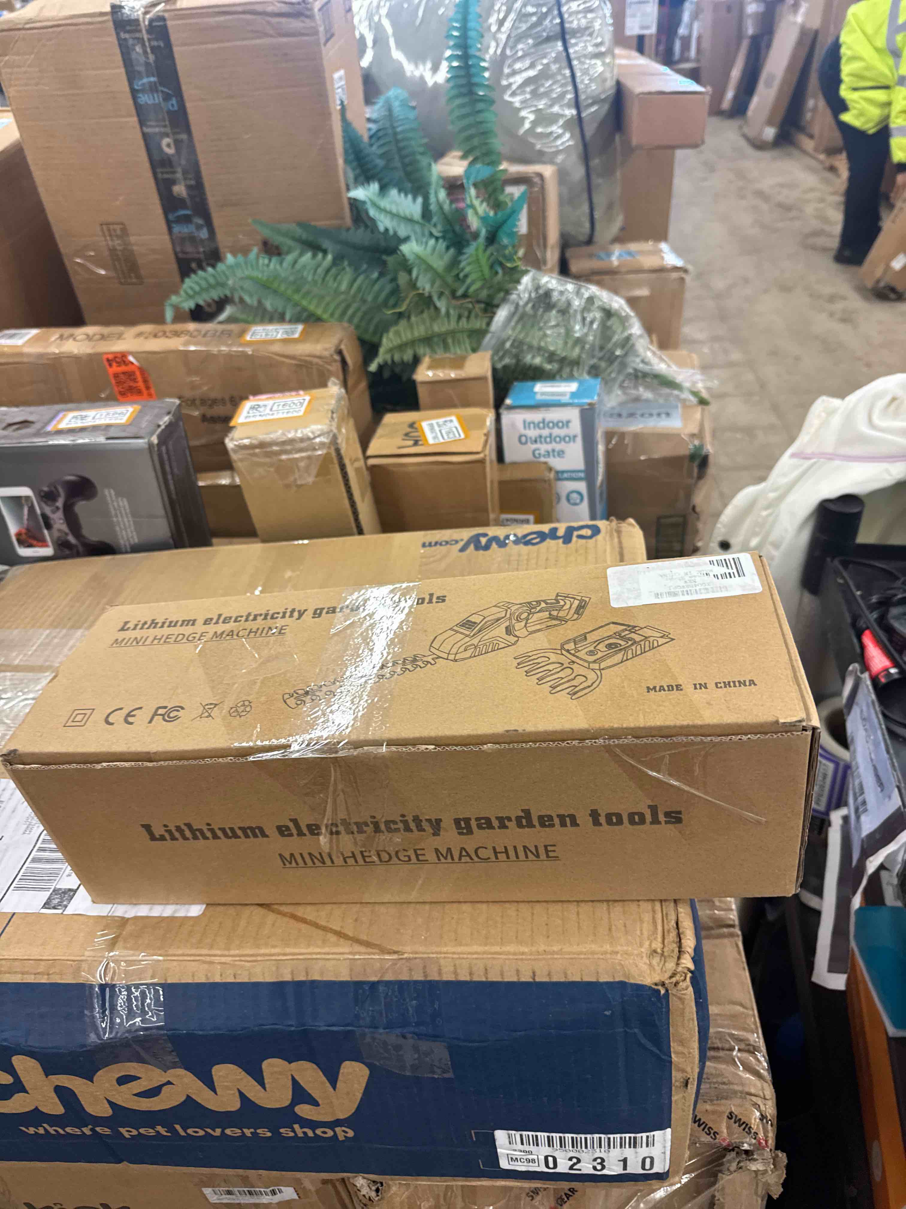 https://s3.amazonaws.com/lotting-images-prod/phillipi/BRN0471591_1736454876604.jpeg