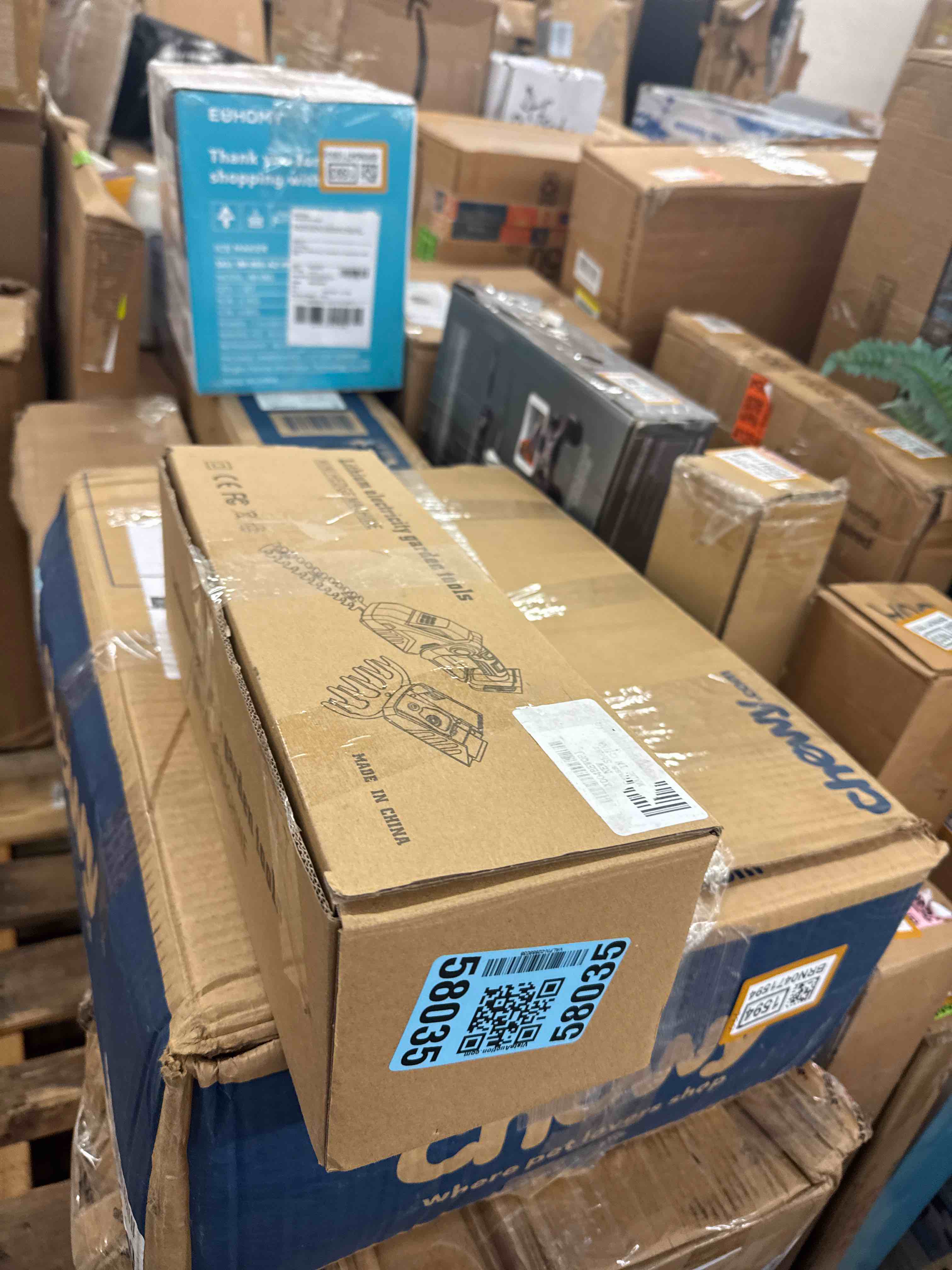 https://s3.amazonaws.com/lotting-images-prod/phillipi/BRN0471591_1736454877925.jpeg