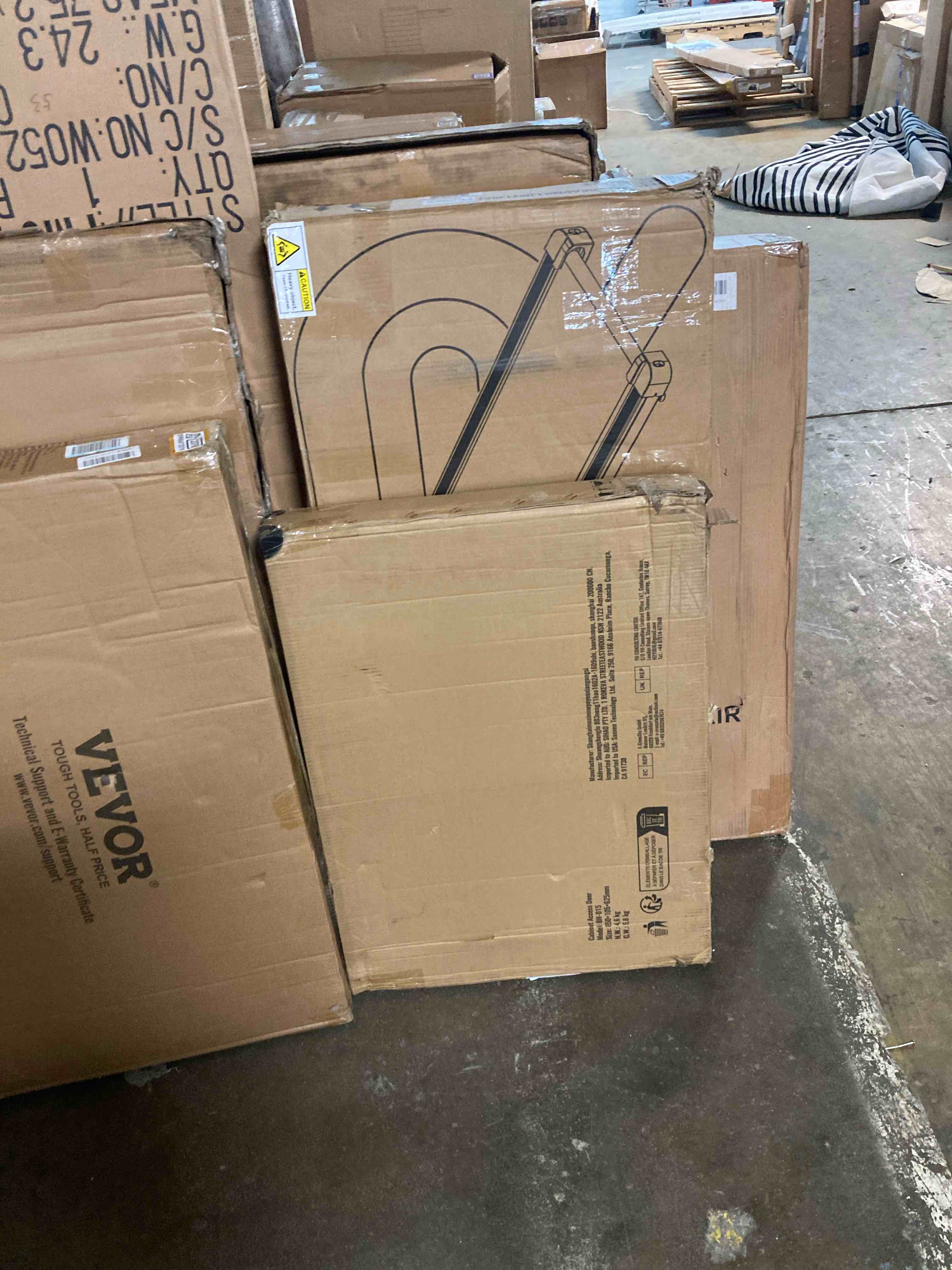 https://s3.amazonaws.com/lotting-images-prod/phillipi/BRN0472078_1732050293116.jpeg