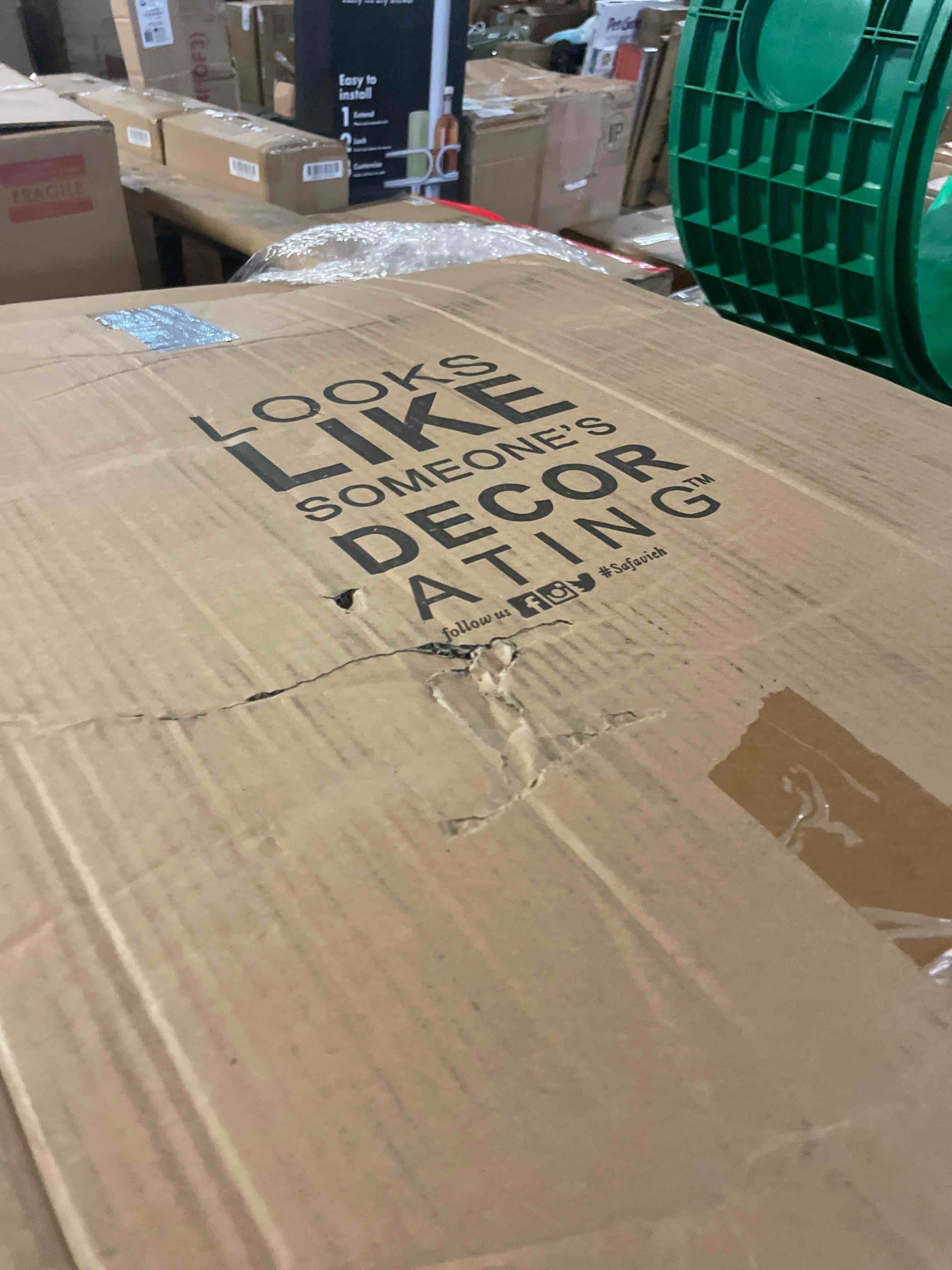 https://s3.amazonaws.com/lotting-images-prod/phillipi/BRN0472280_1732113339301.jpeg