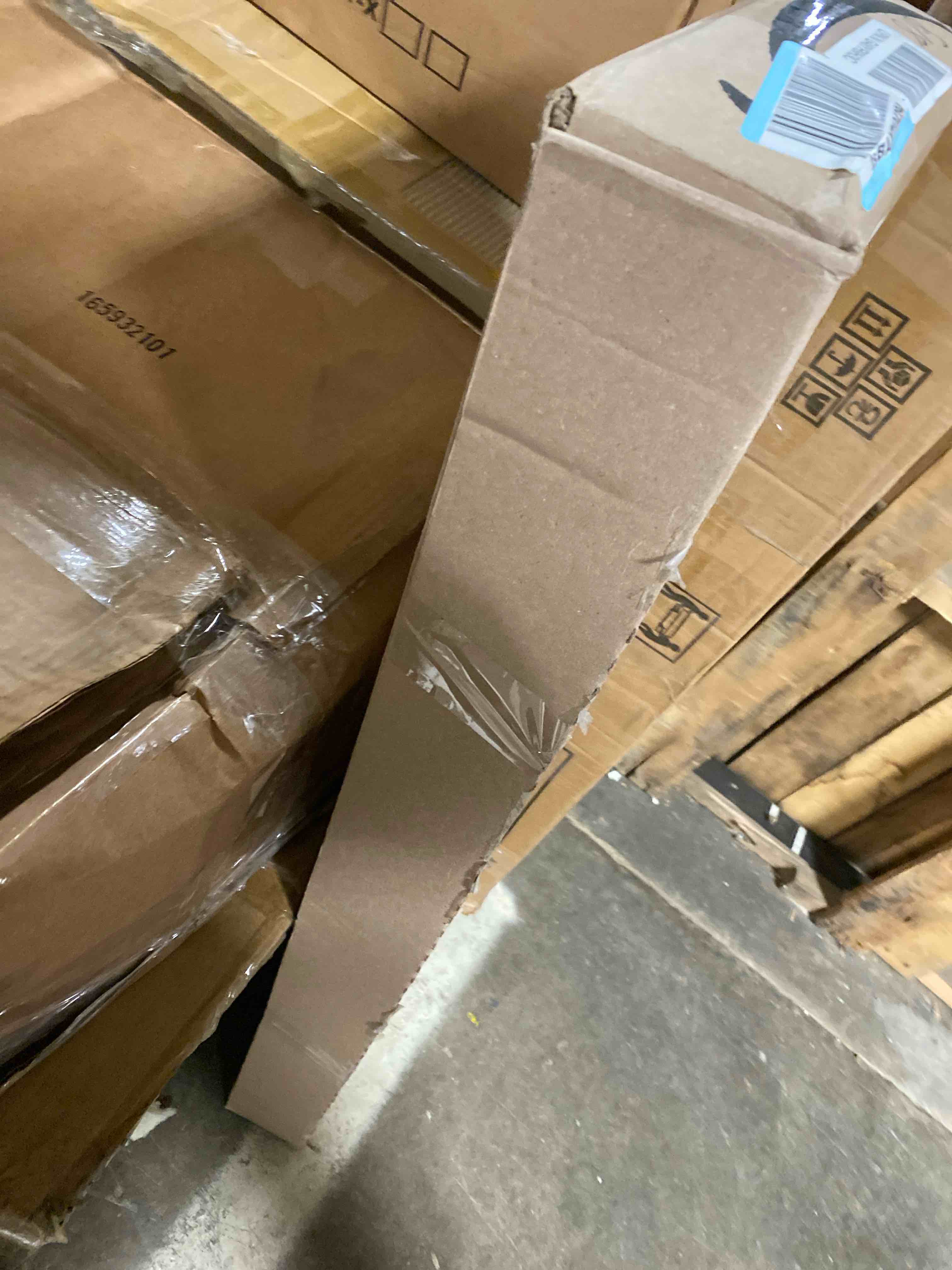 https://s3.amazonaws.com/lotting-images-prod/phillipi/BRN0472465_1732047394230.jpeg