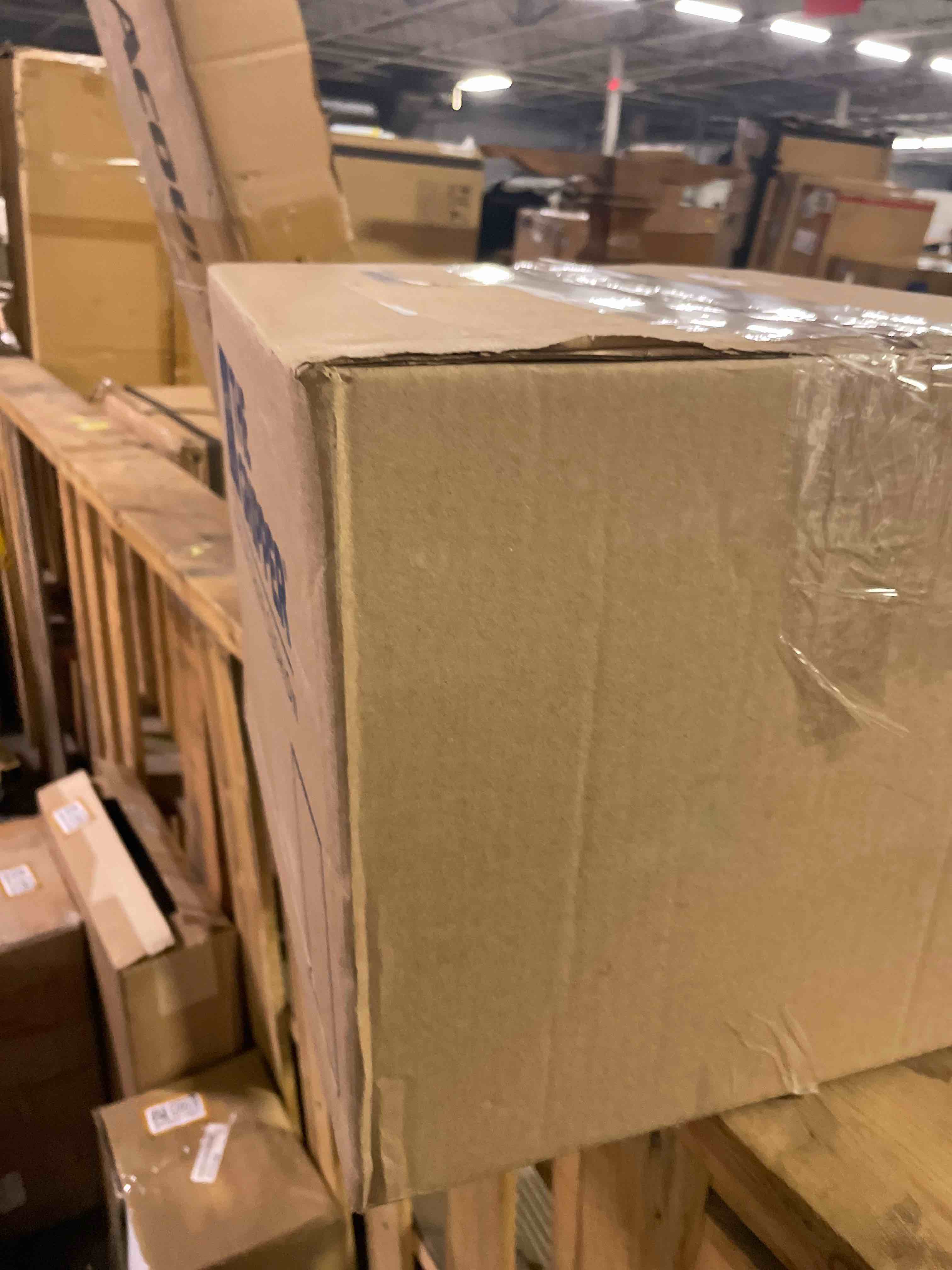https://s3.amazonaws.com/lotting-images-prod/phillipi/BRN0472500_1731951081065.jpeg