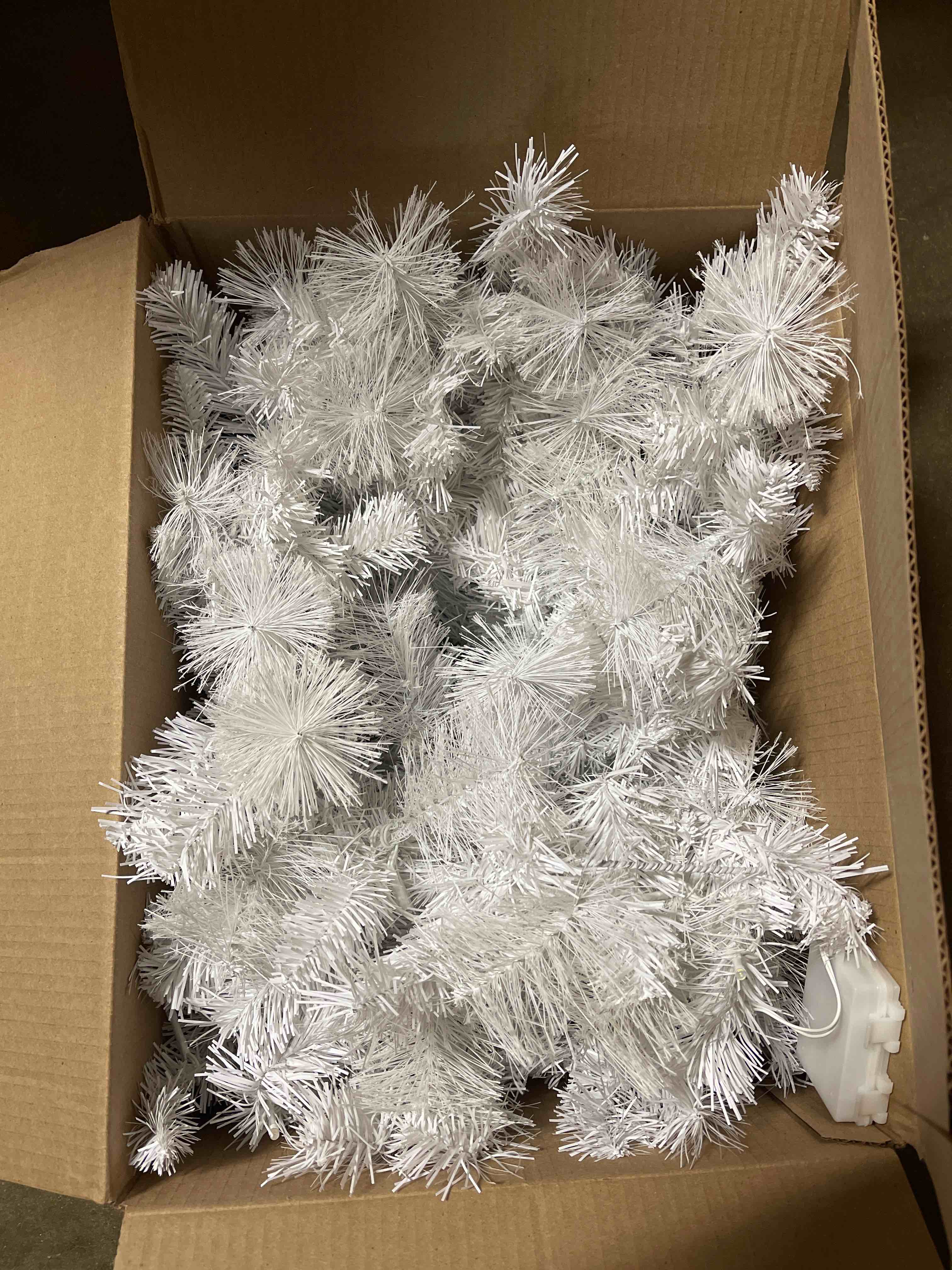 https://s3.amazonaws.com/lotting-images-prod/phillipi/BRN0474229_1734707813835.jpeg
