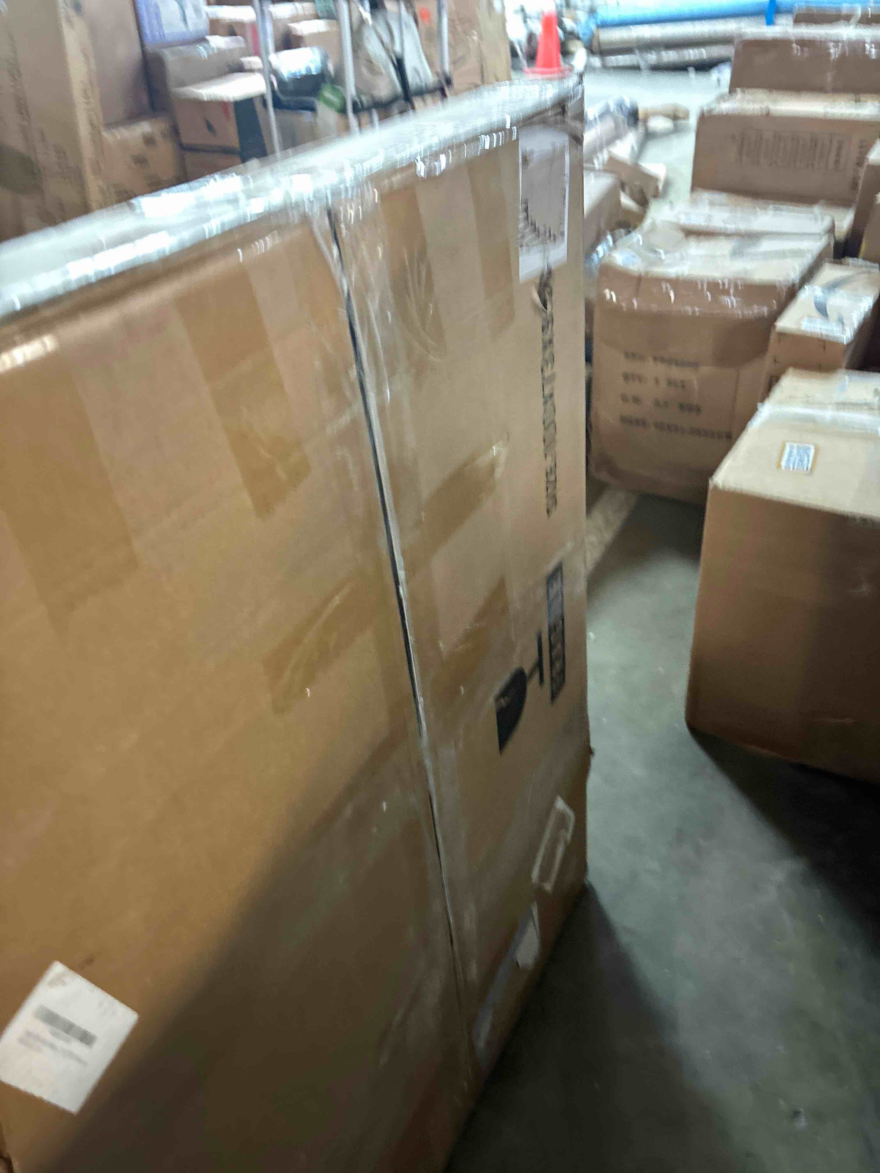 https://s3.amazonaws.com/lotting-images-prod/phillipi/BRN0474589_1734460230034.jpeg