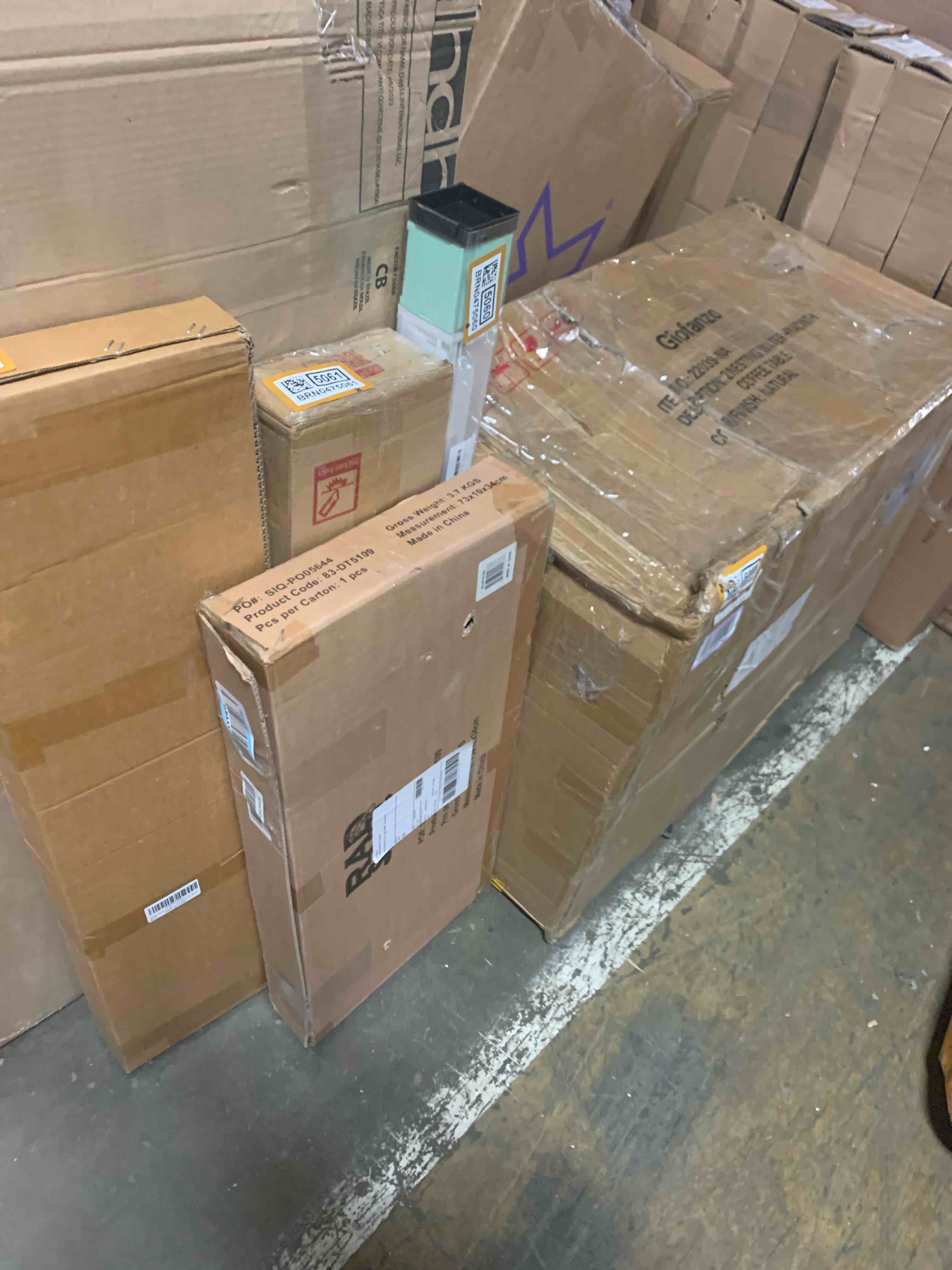 https://s3.amazonaws.com/lotting-images-prod/phillipi/BRN0475066_1733932362278.jpeg