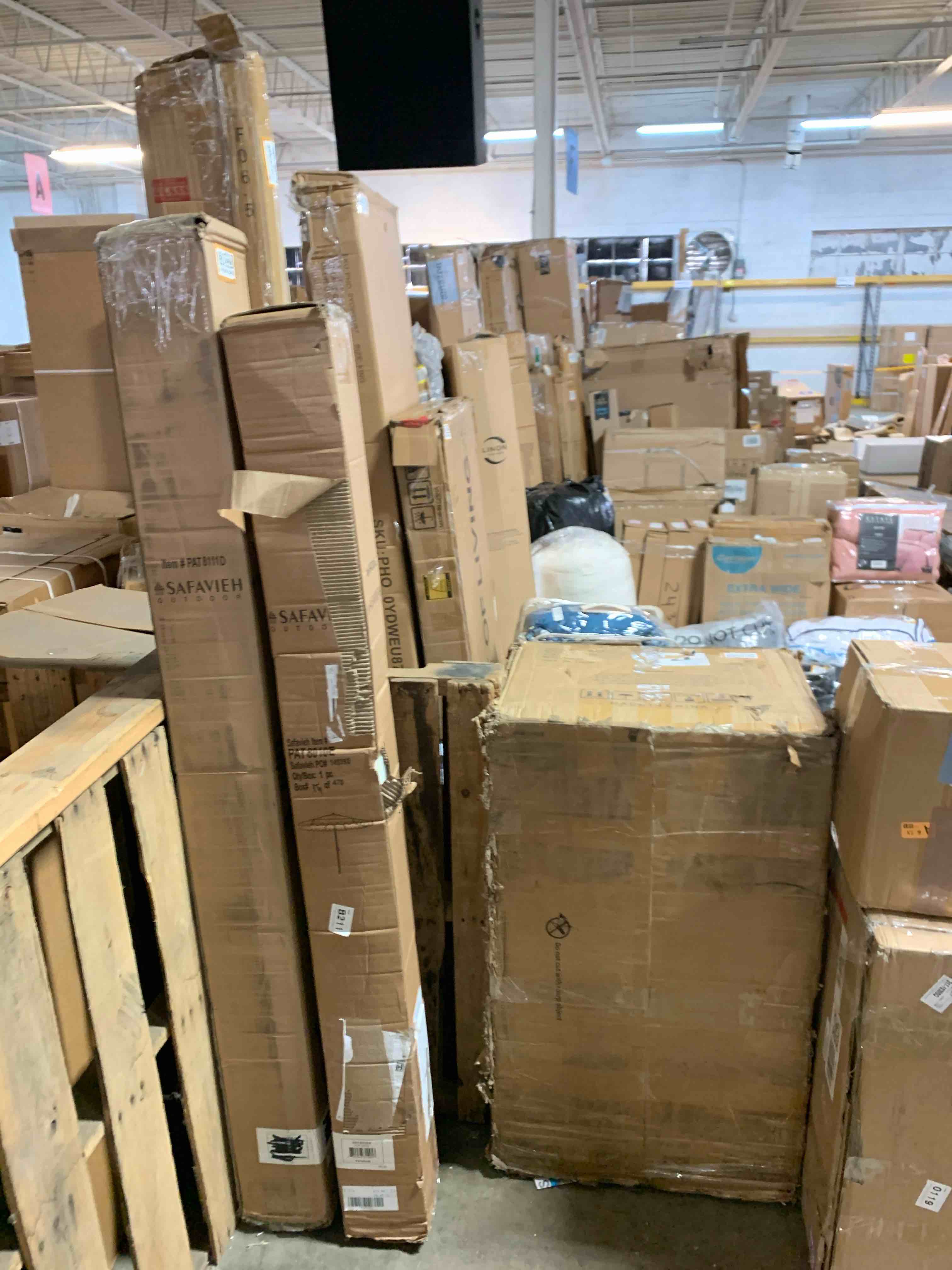 https://s3.amazonaws.com/lotting-images-prod/phillipi/BRN0475470_1733424382723.jpeg