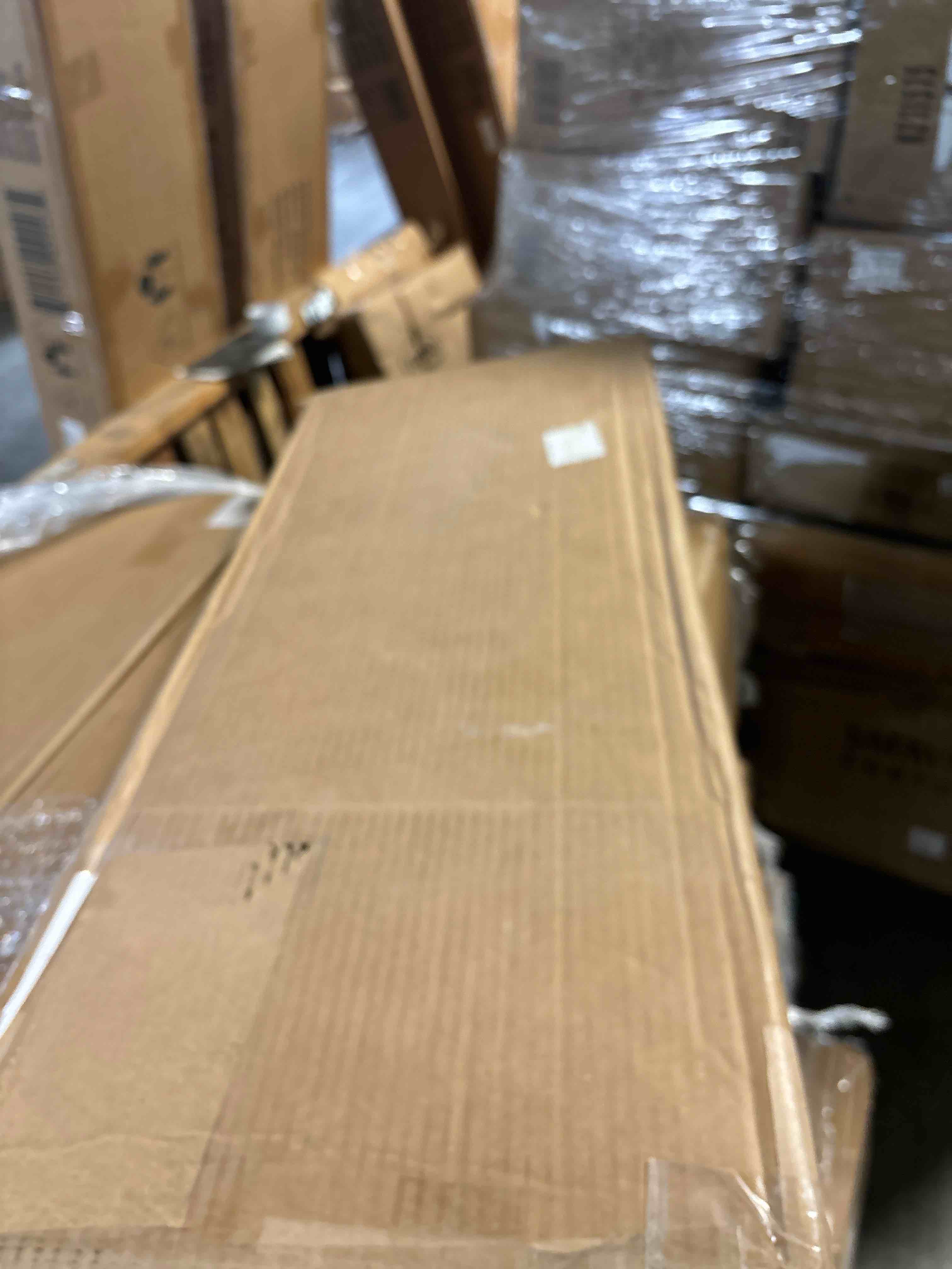 https://s3.amazonaws.com/lotting-images-prod/phillipi/BRN0475489_1733418607350.jpeg