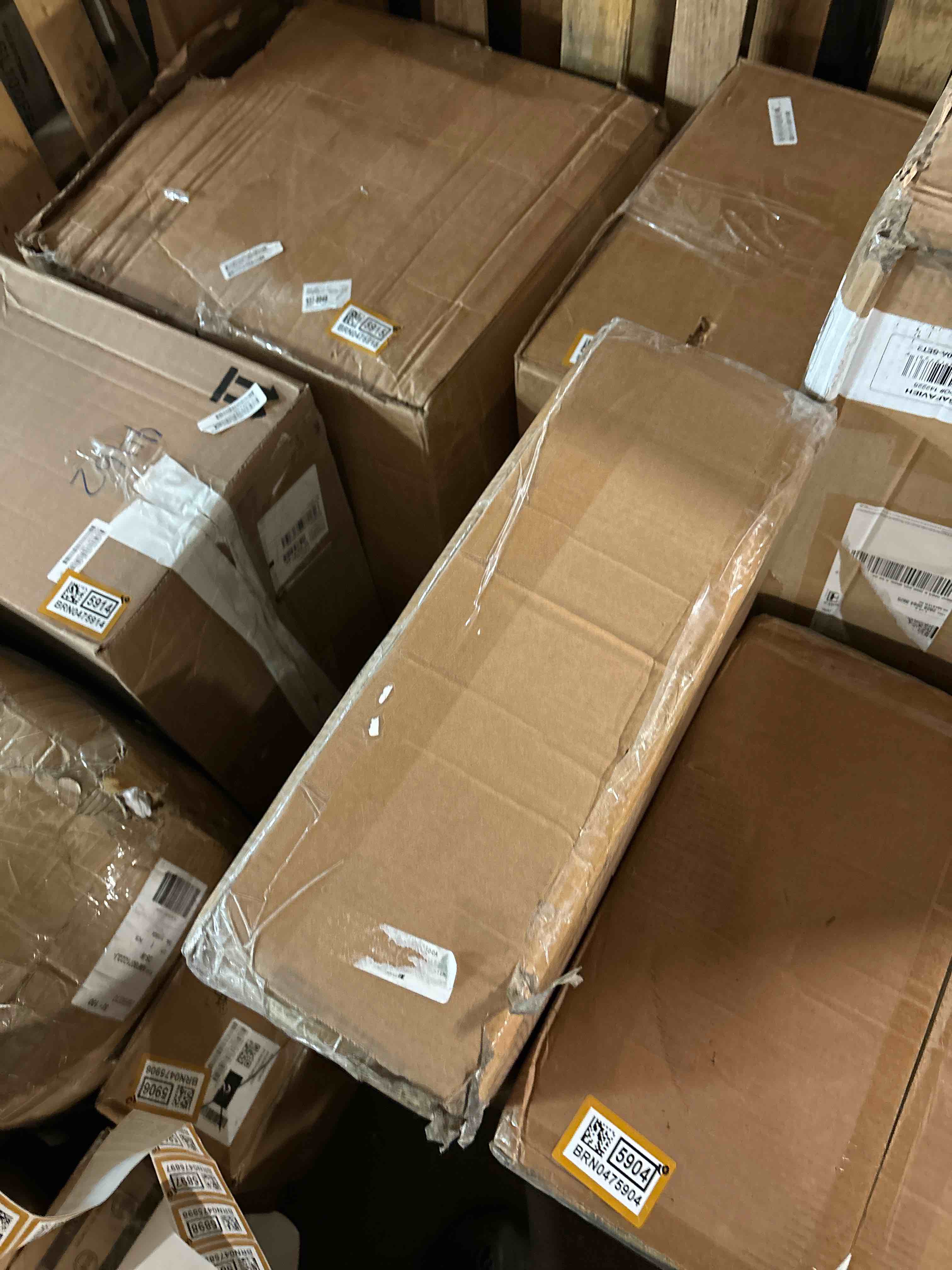 https://s3.amazonaws.com/lotting-images-prod/phillipi/BRN0475903_1732630393699.jpeg