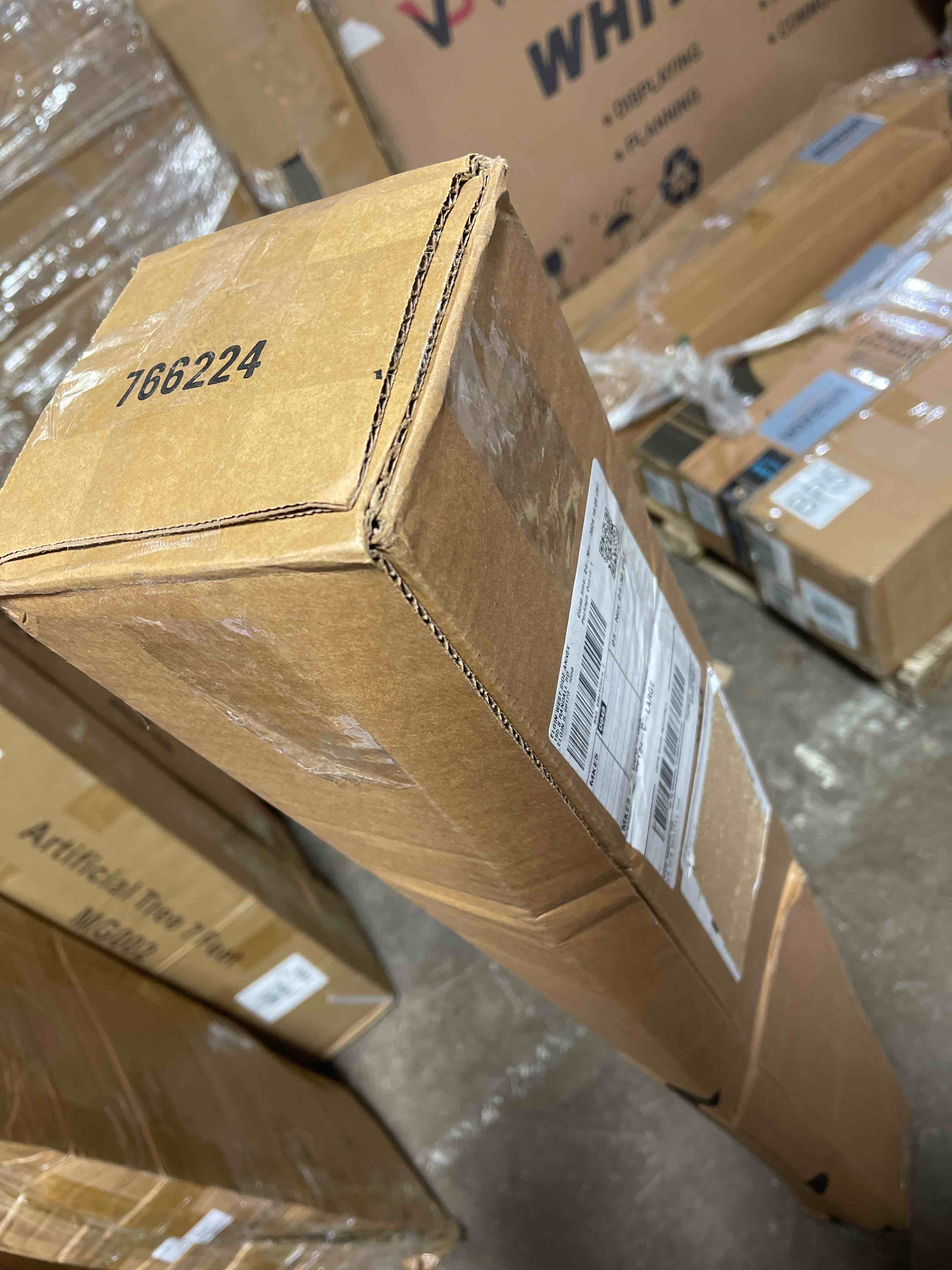 https://s3.amazonaws.com/lotting-images-prod/phillipi/BRN0475944_1732306644371.jpeg