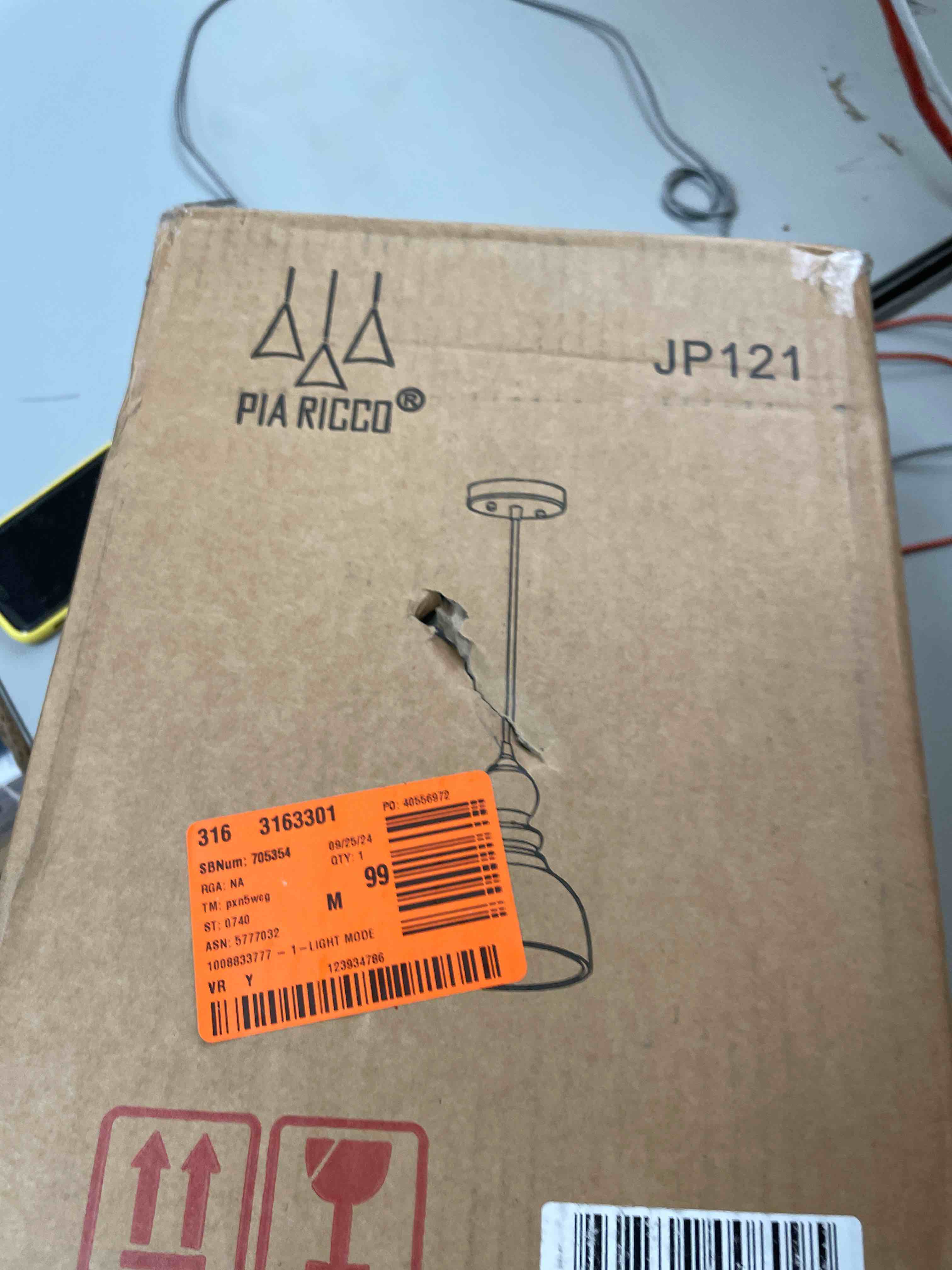 https://s3.amazonaws.com/lotting-images-prod/phillipi/BRN0477291_1733509322045.jpeg